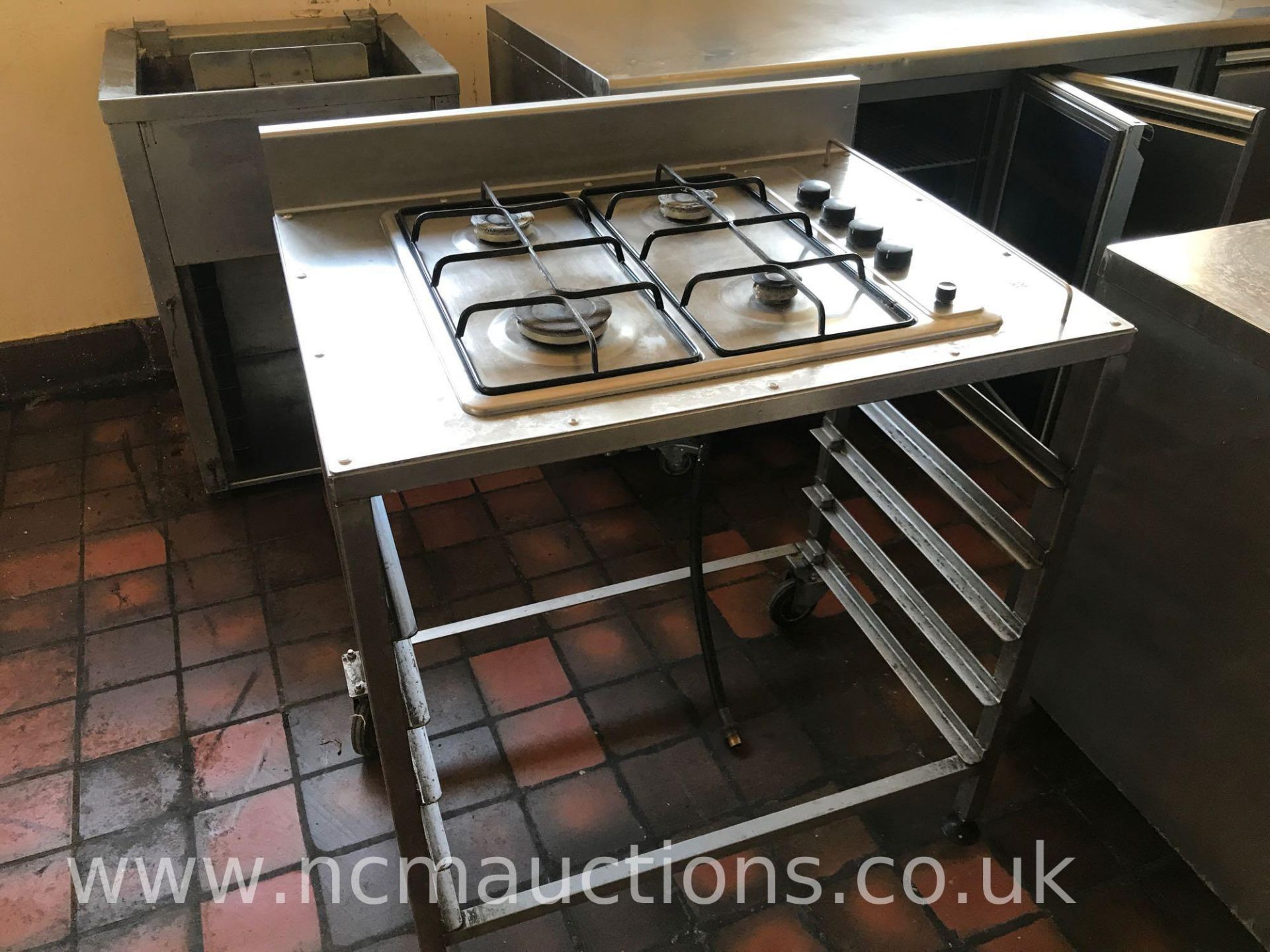 Stainless Steel Gas Hob with Tray Storage