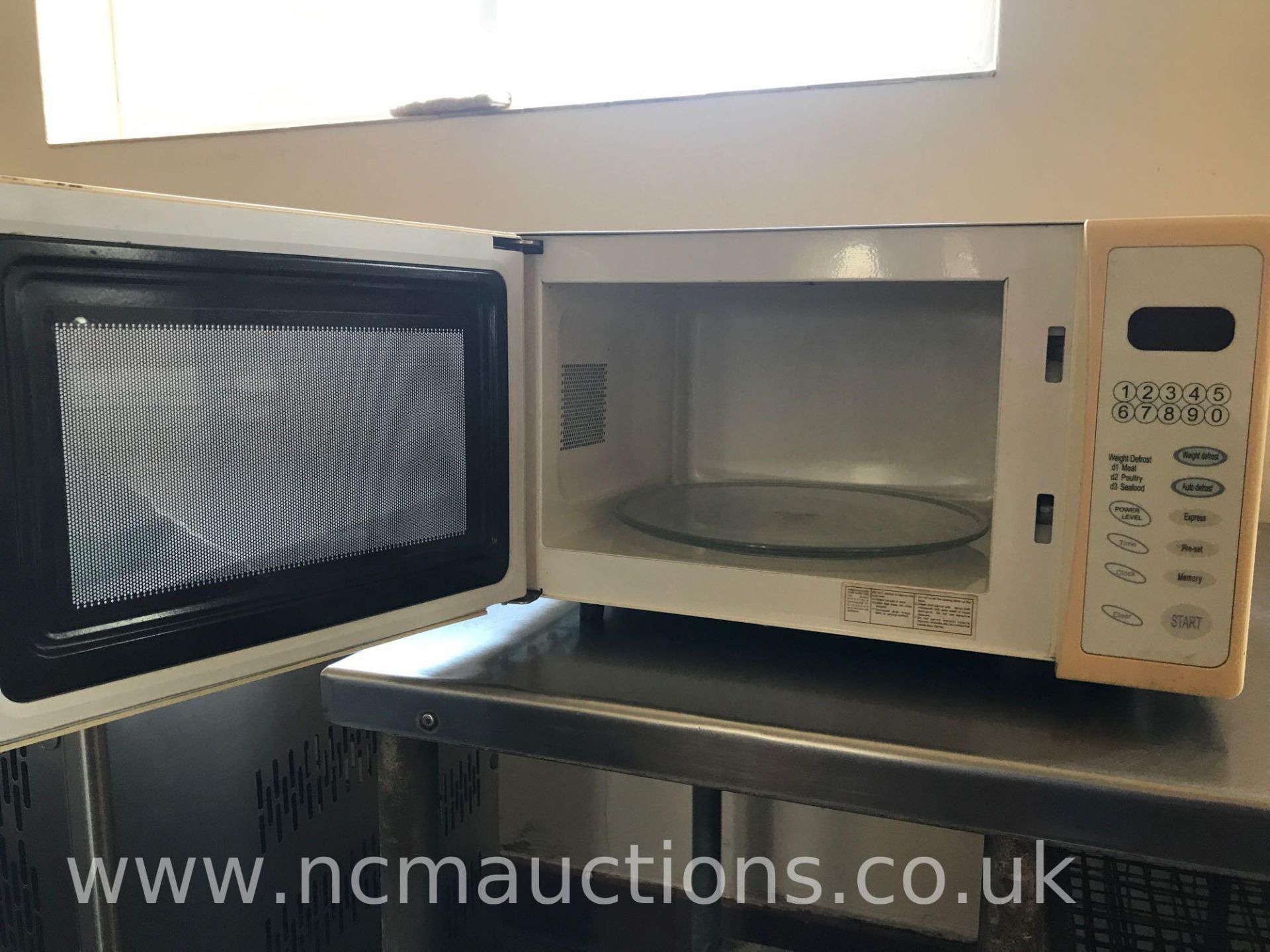 Hinari 800 W Microwave Oven - Image 3 of 3