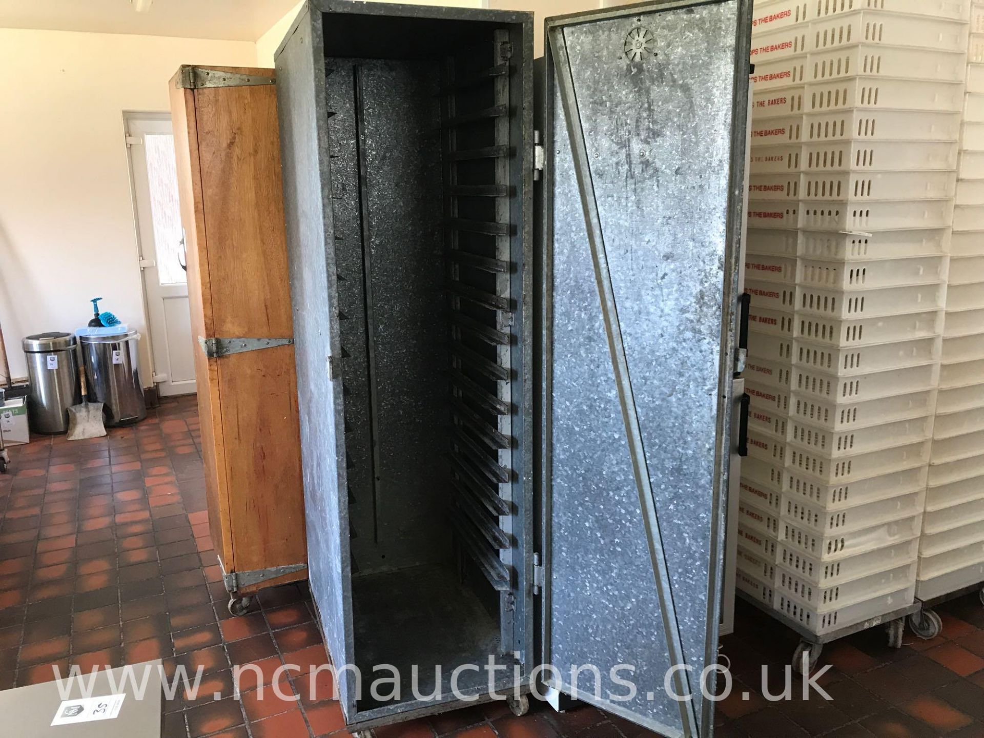 Galvanised Steel Wheeled Tray Cabinet - Image 4 of 4