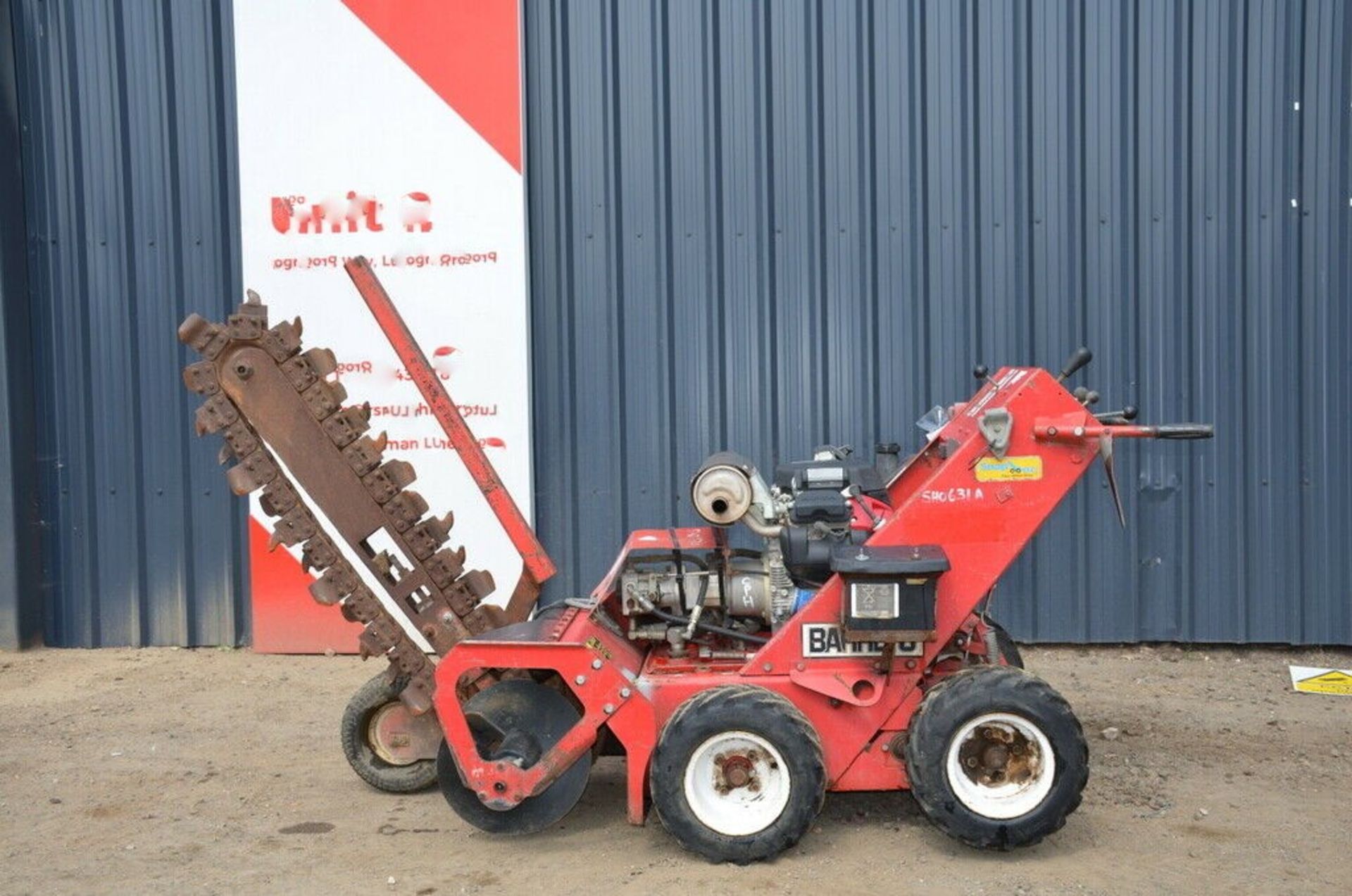 Barretto 1824-D 4WD Walk Beind Trencher - Image 4 of 12