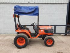 Kubota B1700 HST Compact Tractor