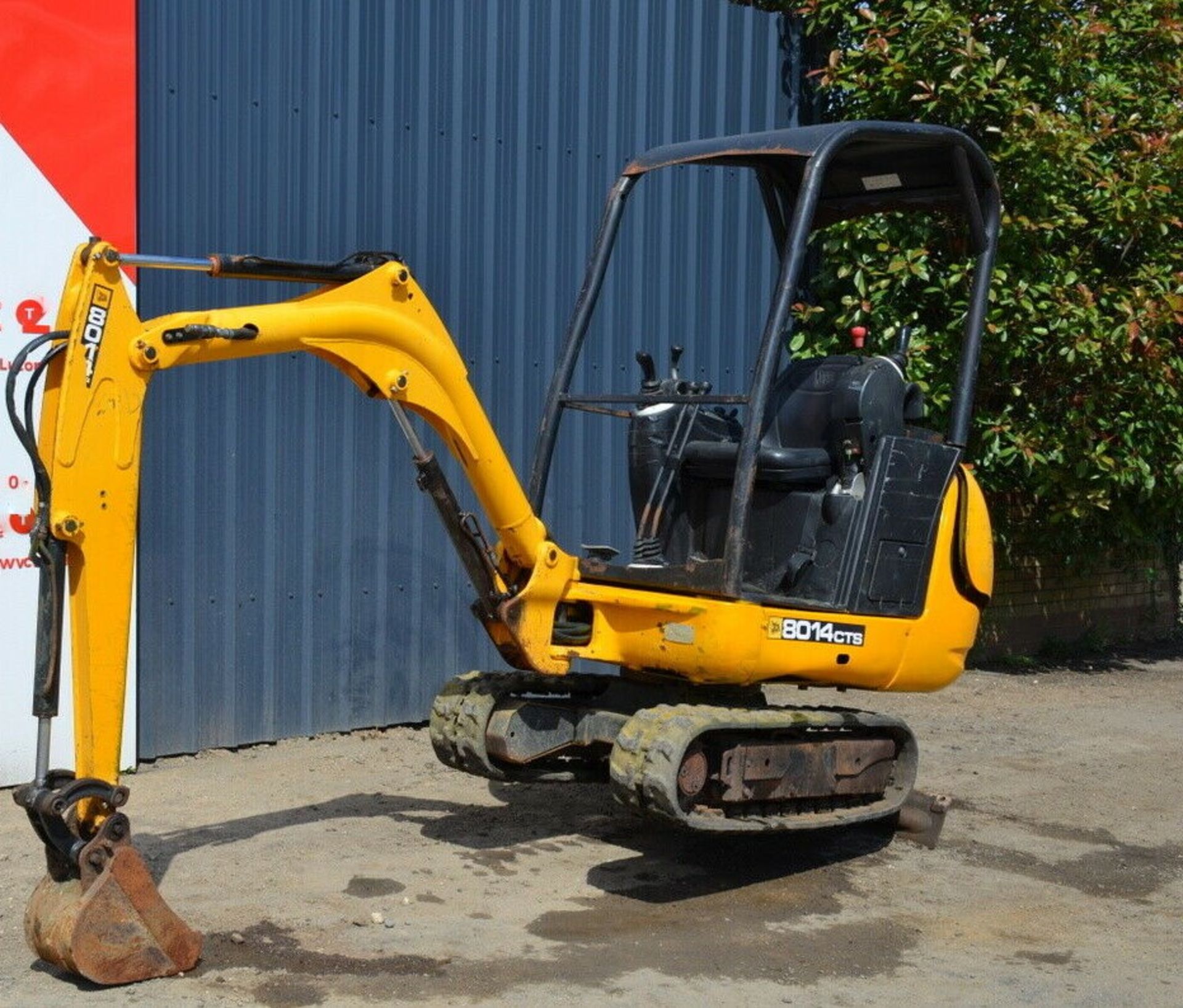 JCB 8014 CTS Mini Excavator 2012 - Image 2 of 11