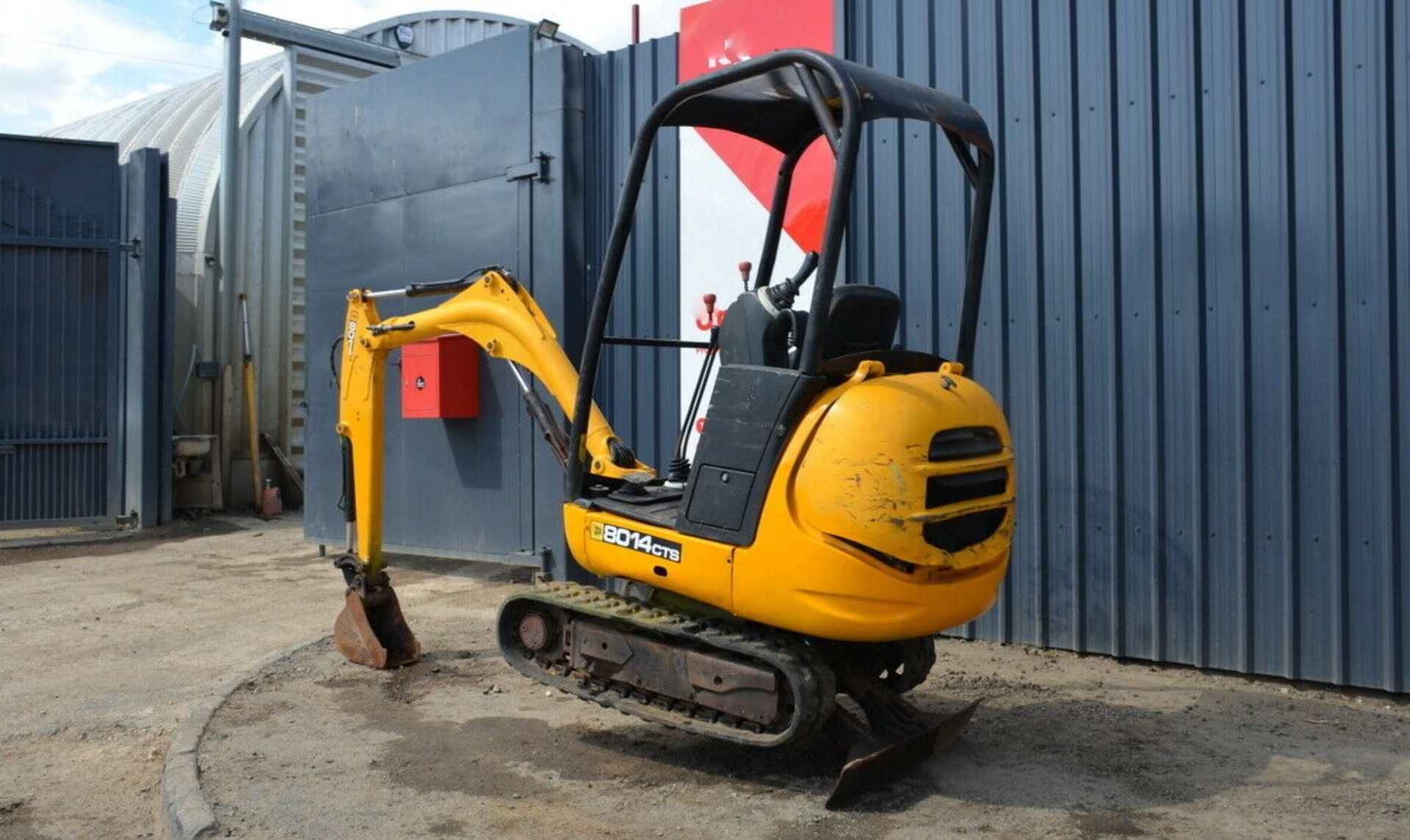 JCB 8014 CTS Mini Excavator 2012 - Image 10 of 11