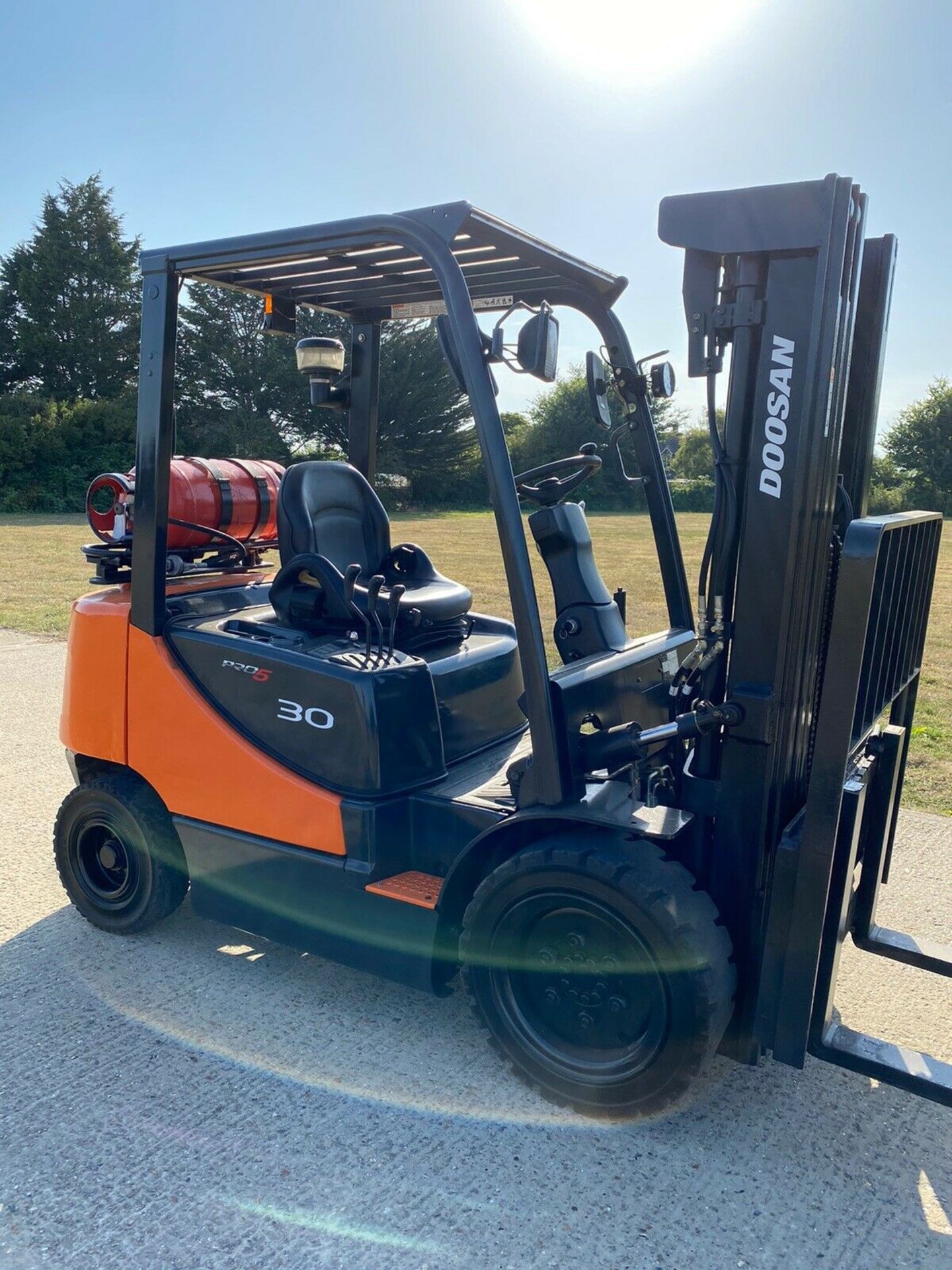 Doosan Gas Forklift Truck