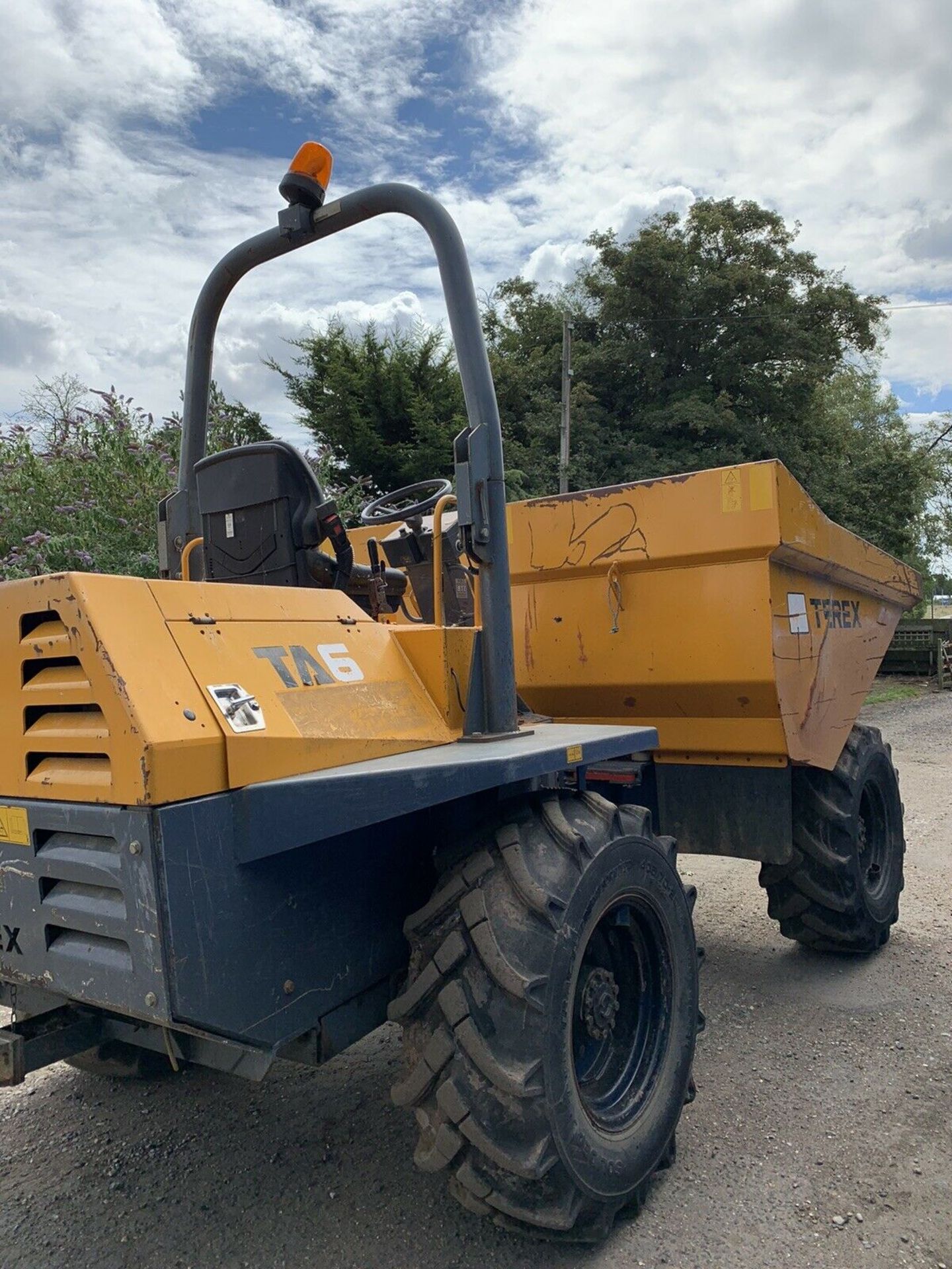 Terex Straight Tip TA6 Dumper 2010 - Image 4 of 8