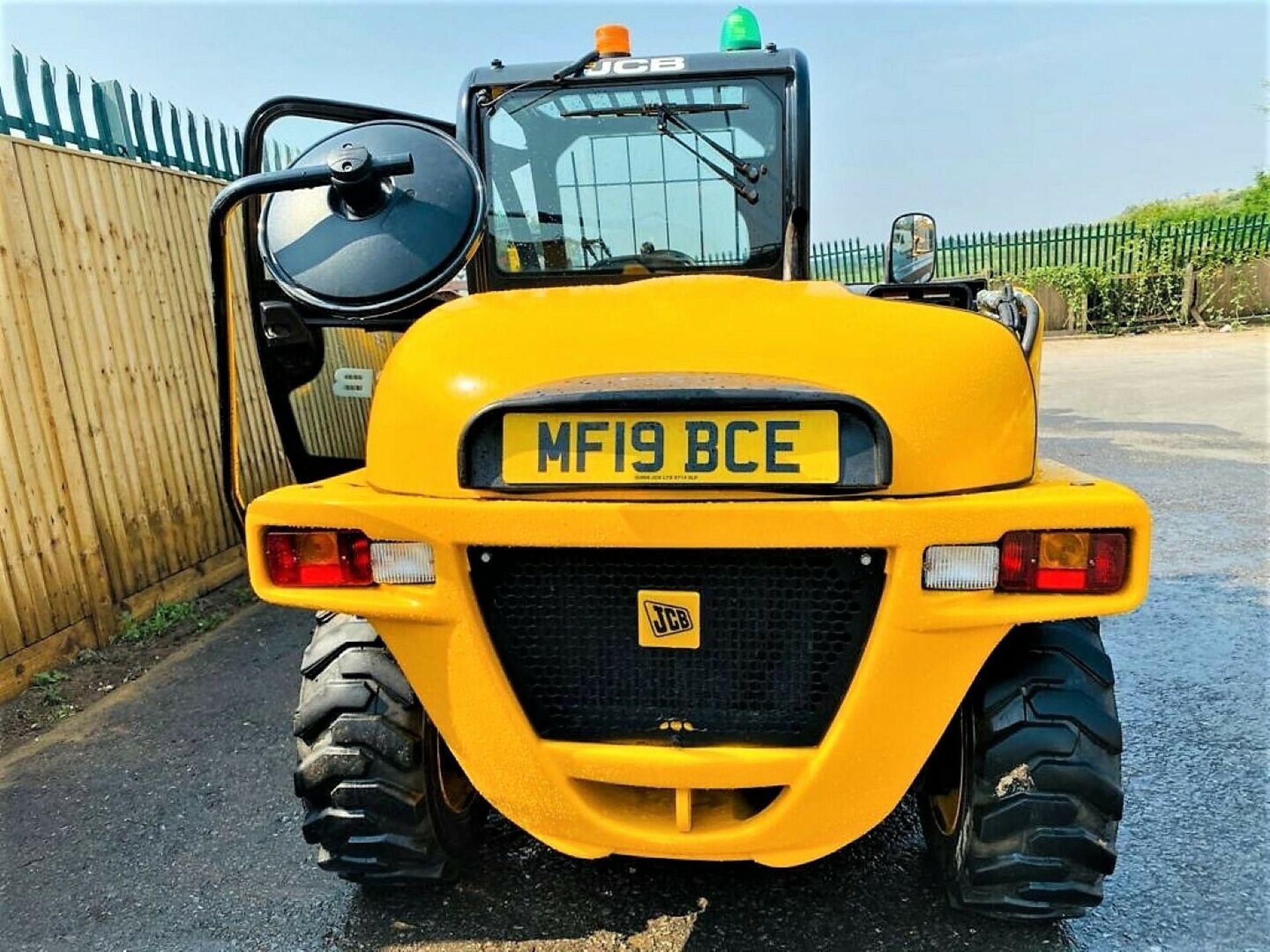 JCB 520-40 Telehandler / Loadall (2019) - Image 7 of 12