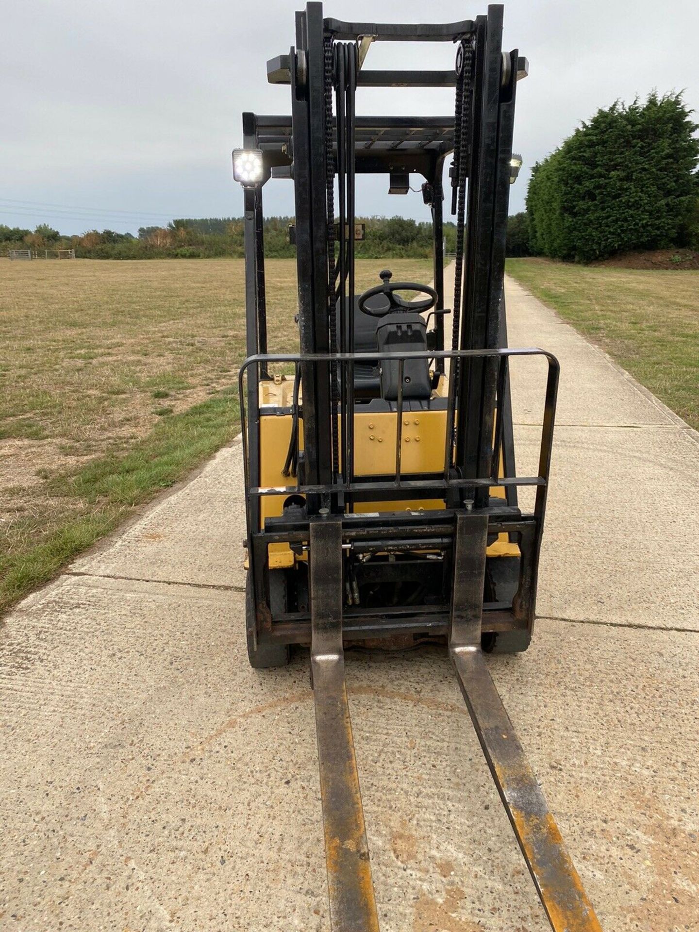 Cat 1.6 Electric Forklift - Image 2 of 5