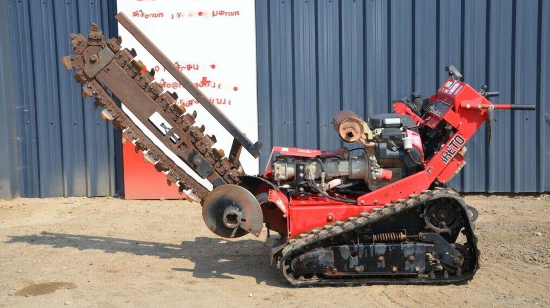 Barretto 2024-TK Track Trencher 2009 - Image 11 of 11