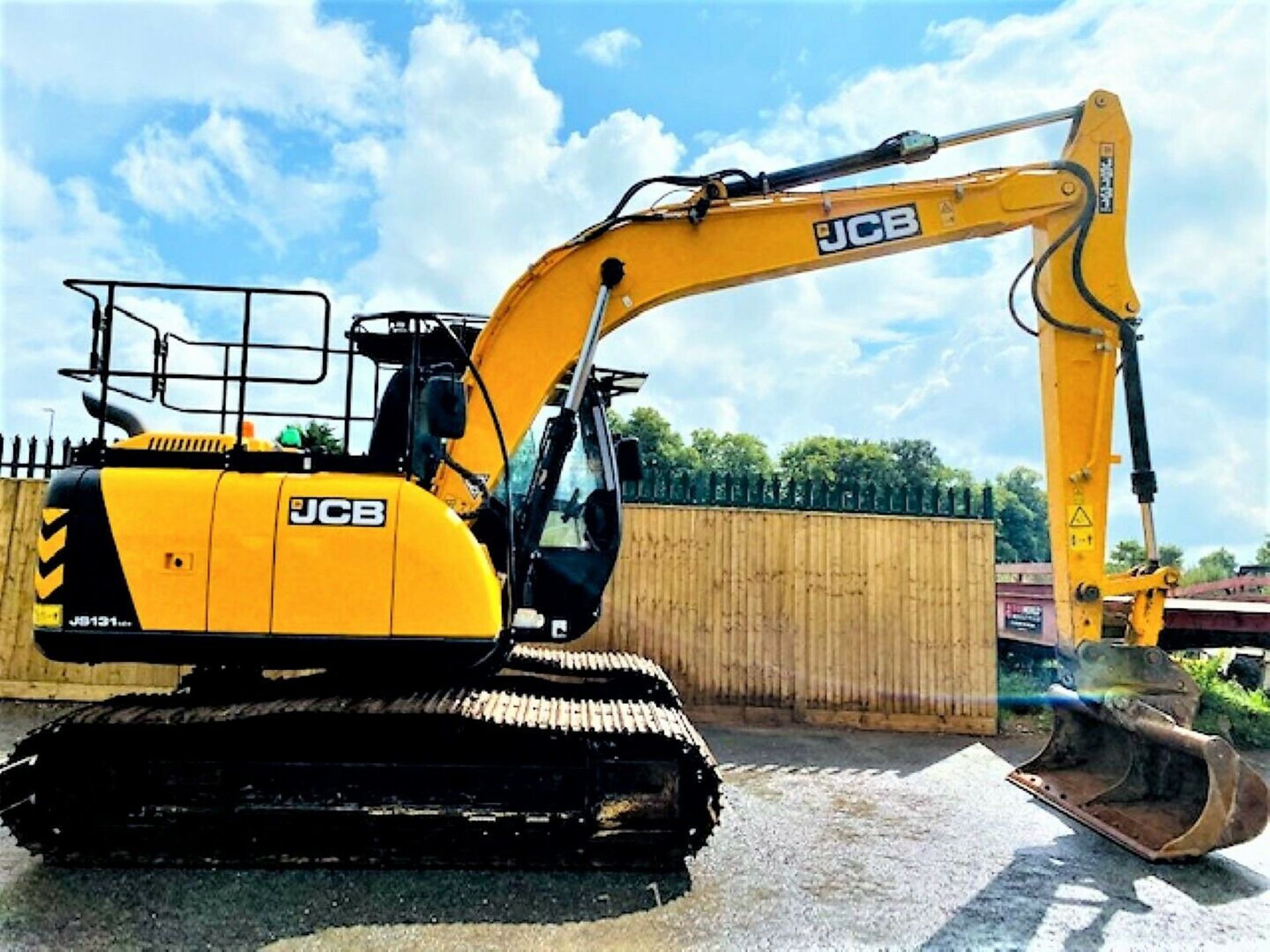 JCB JS131 LC Excavator / Digger (2018) - Image 2 of 12