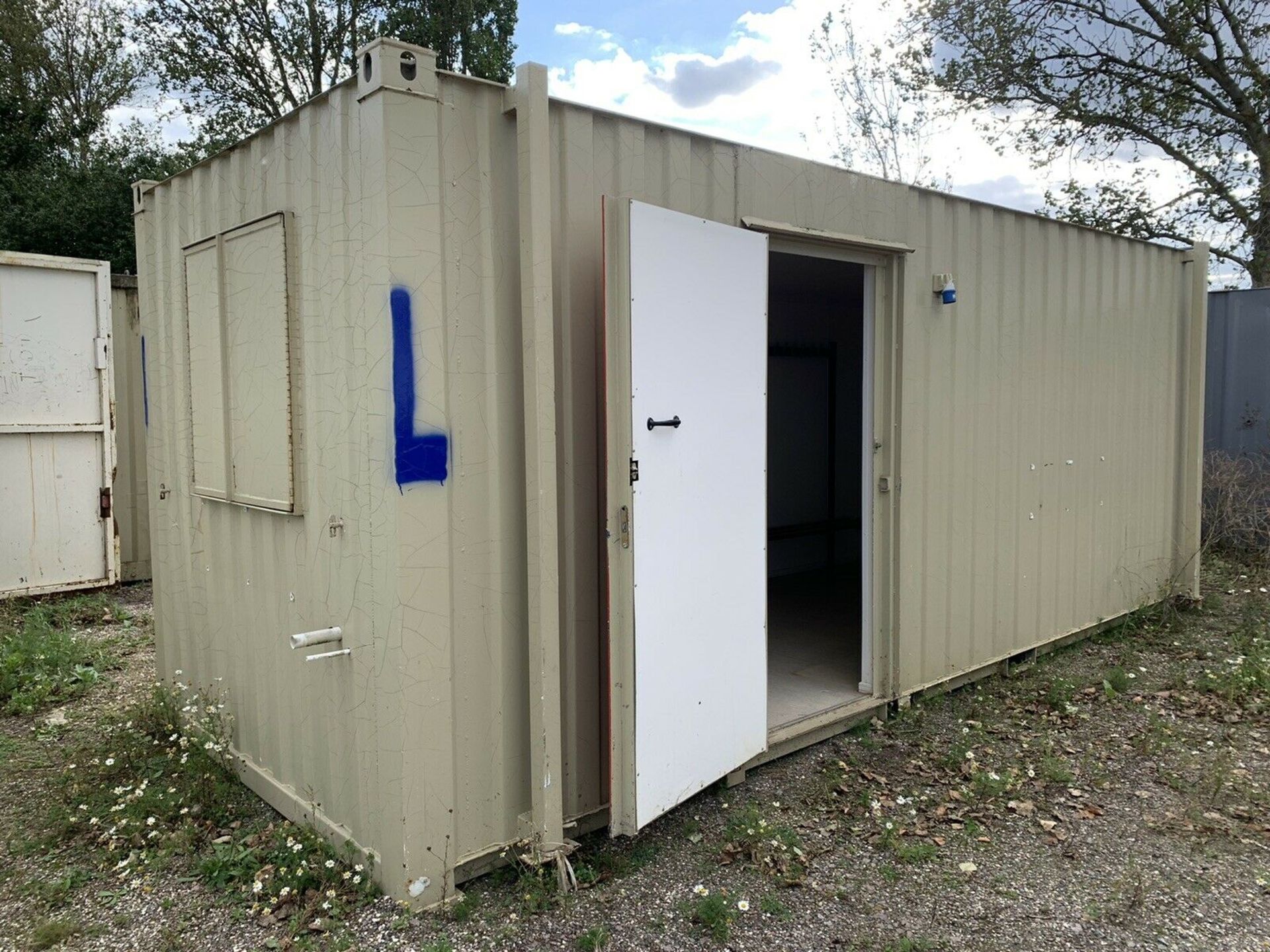 20ft Office Canteen Portable Site Cabin Welfare Unit / Anti Vandal Unit
