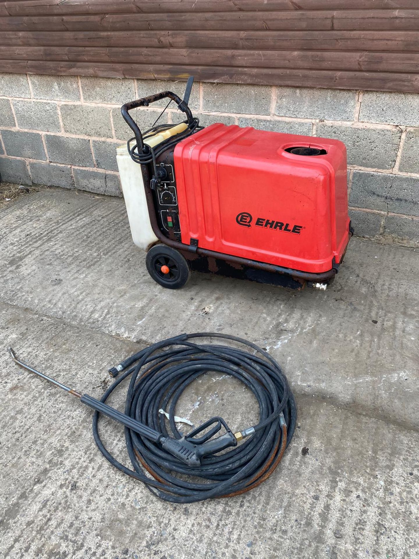 Ehrle pressure washer - Image 3 of 3