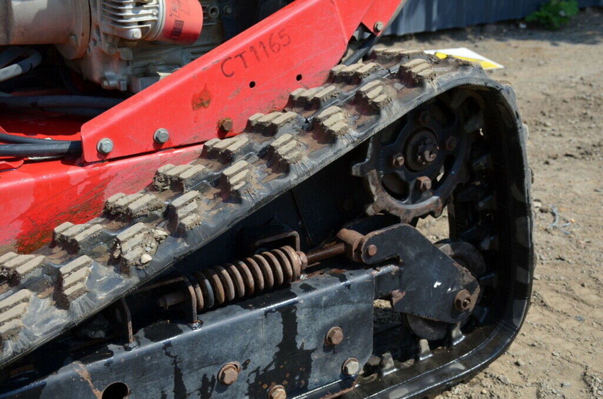 Barretto 2024-TK Track Trencher 2009 - Image 3 of 11