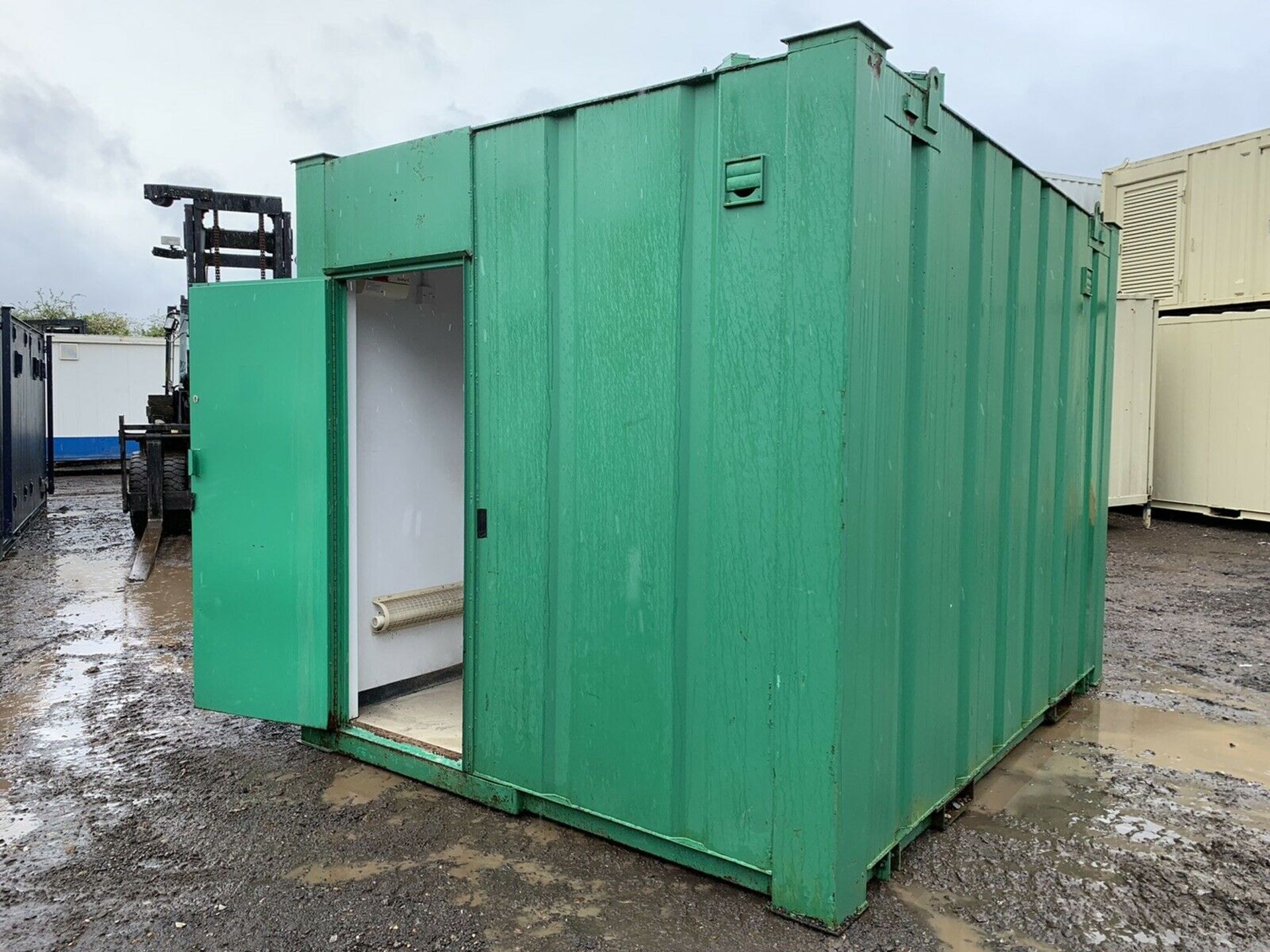 Portable Toilet Block - Image 6 of 8