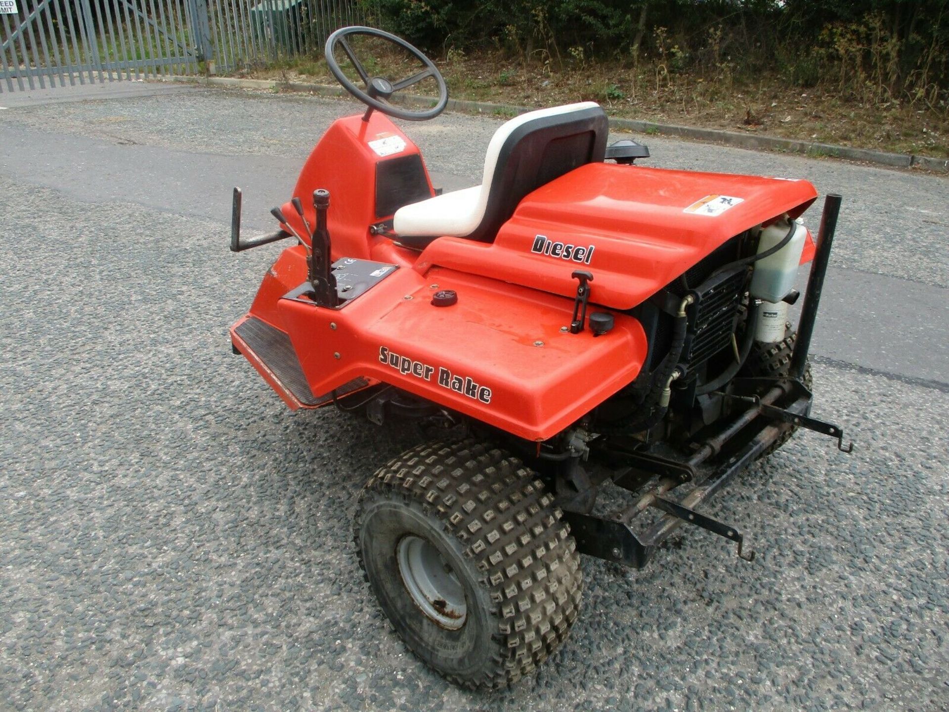 Smithco Sand Rake Compact Tractor - Image 8 of 10