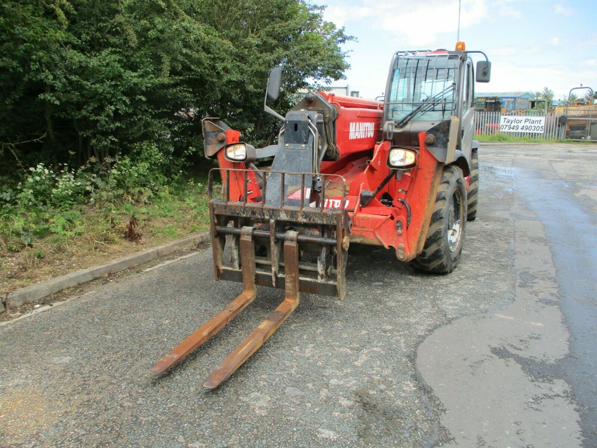 2011 Manitou MT 1440 Telehandler - Image 7 of 12