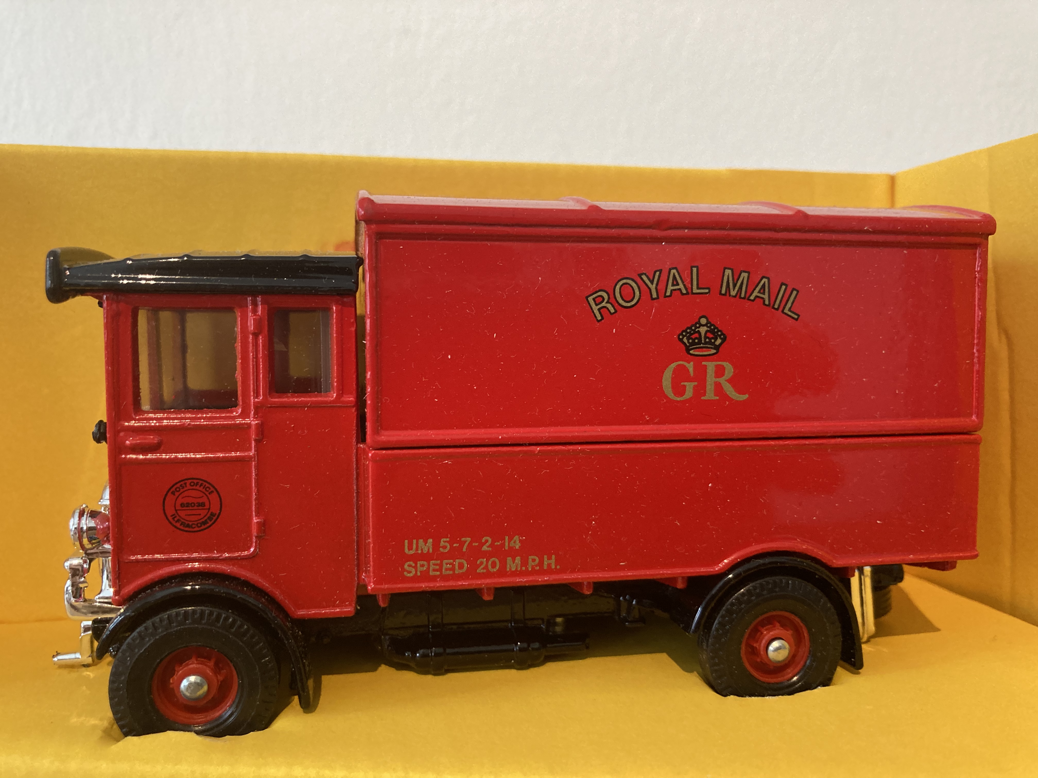 Corgi Classics Royal Mail AEC 508 Forward Control 5 Ton Cabover