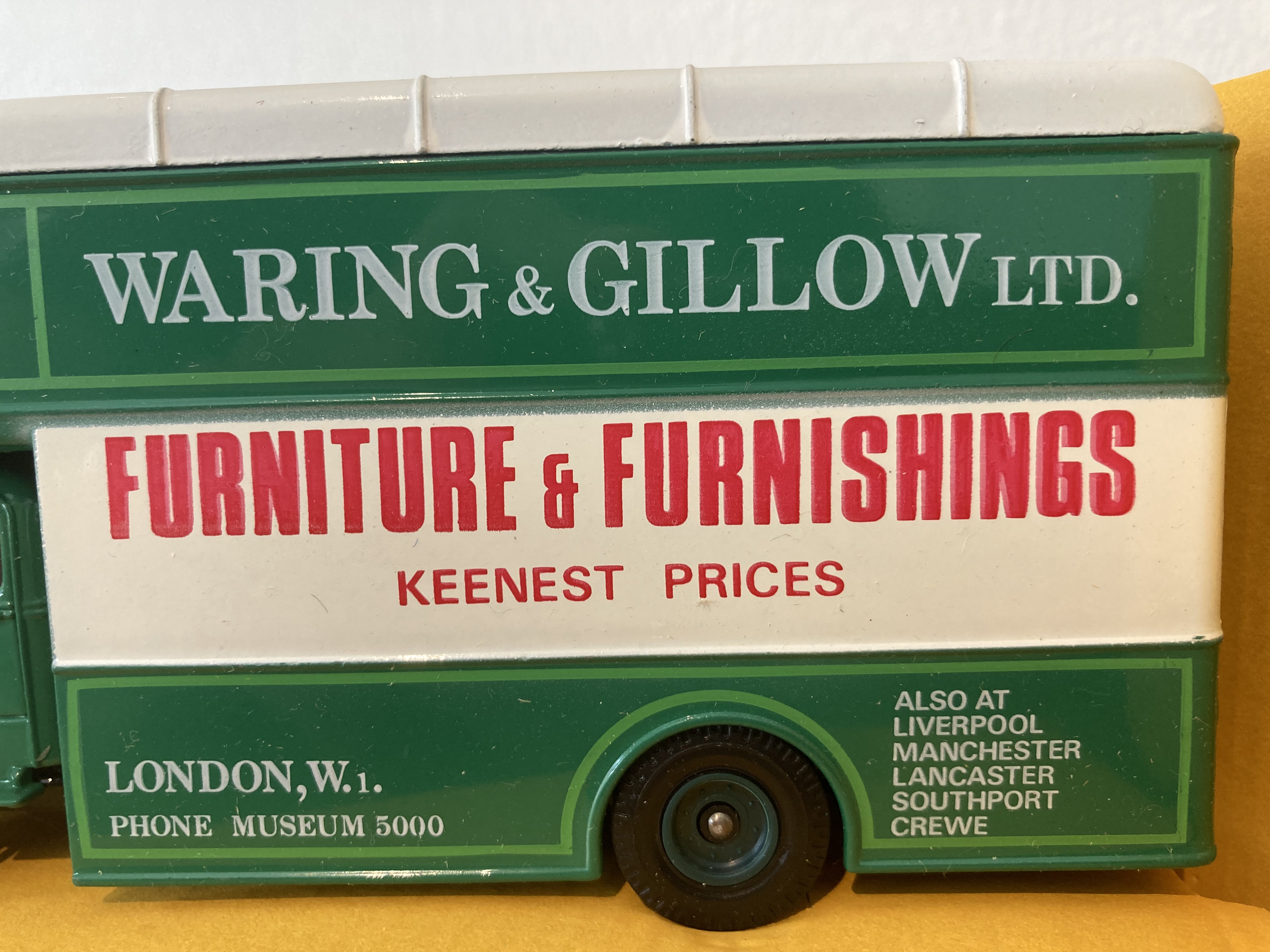 Corgi Classics Waring & Gillow LTD Bedford O Series Pantechnicon - Image 3 of 4