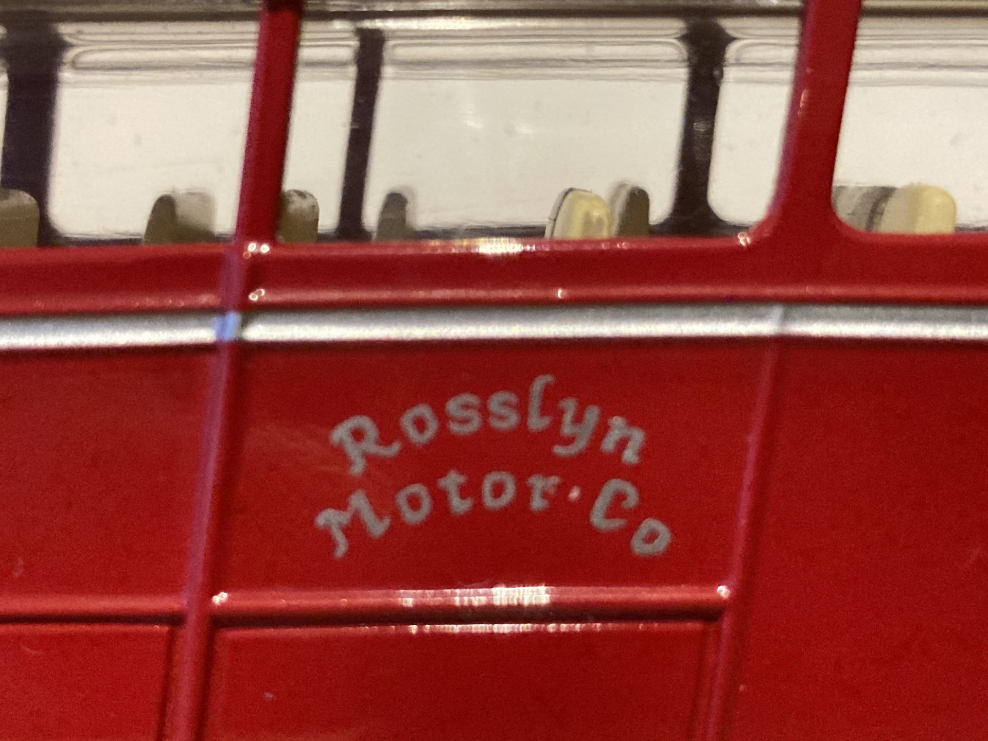 Limited Edition Corgi Rosslyn Motor Co, The AEC Regal - Image 2 of 13