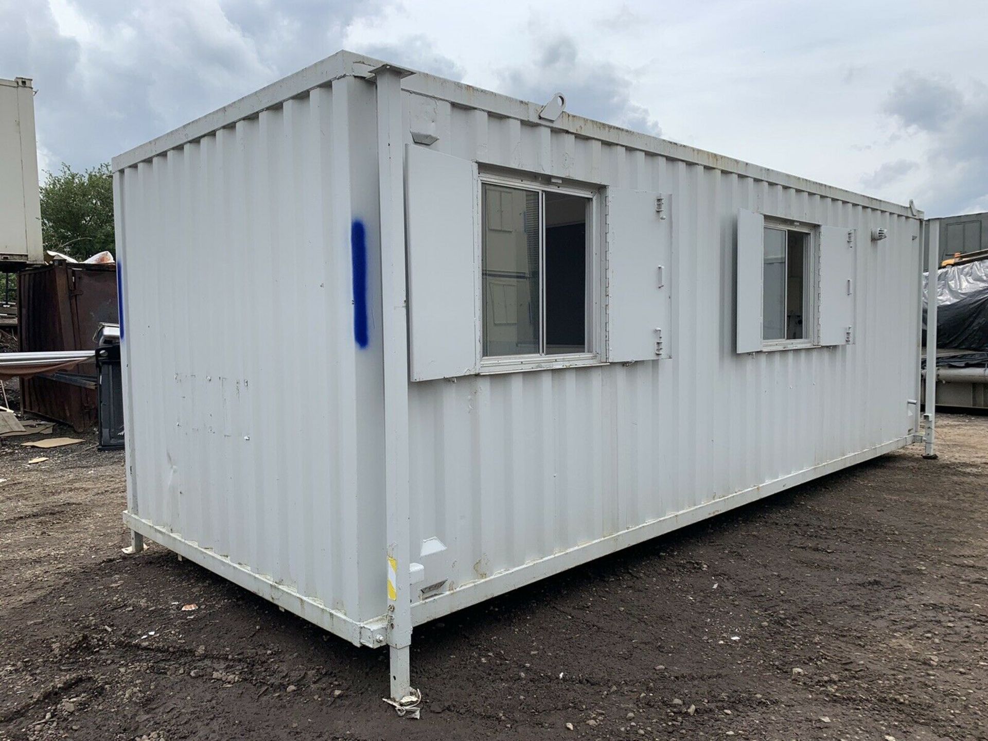 Anti Vandal Steel Welfare Unit Complete With Generator