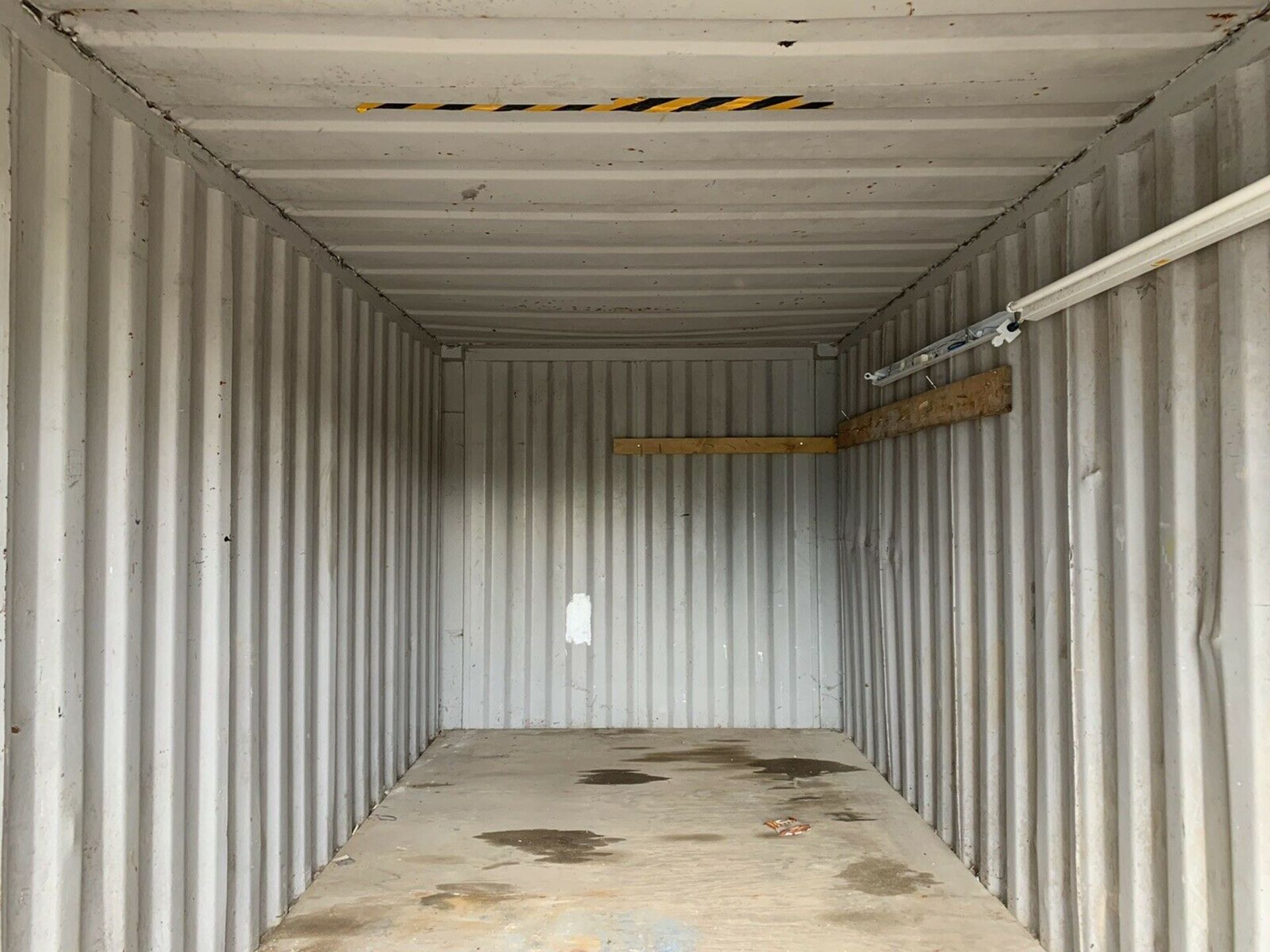 Anti Vandal Steel Portable Storage Container 20ft x 8ft - Image 8 of 10