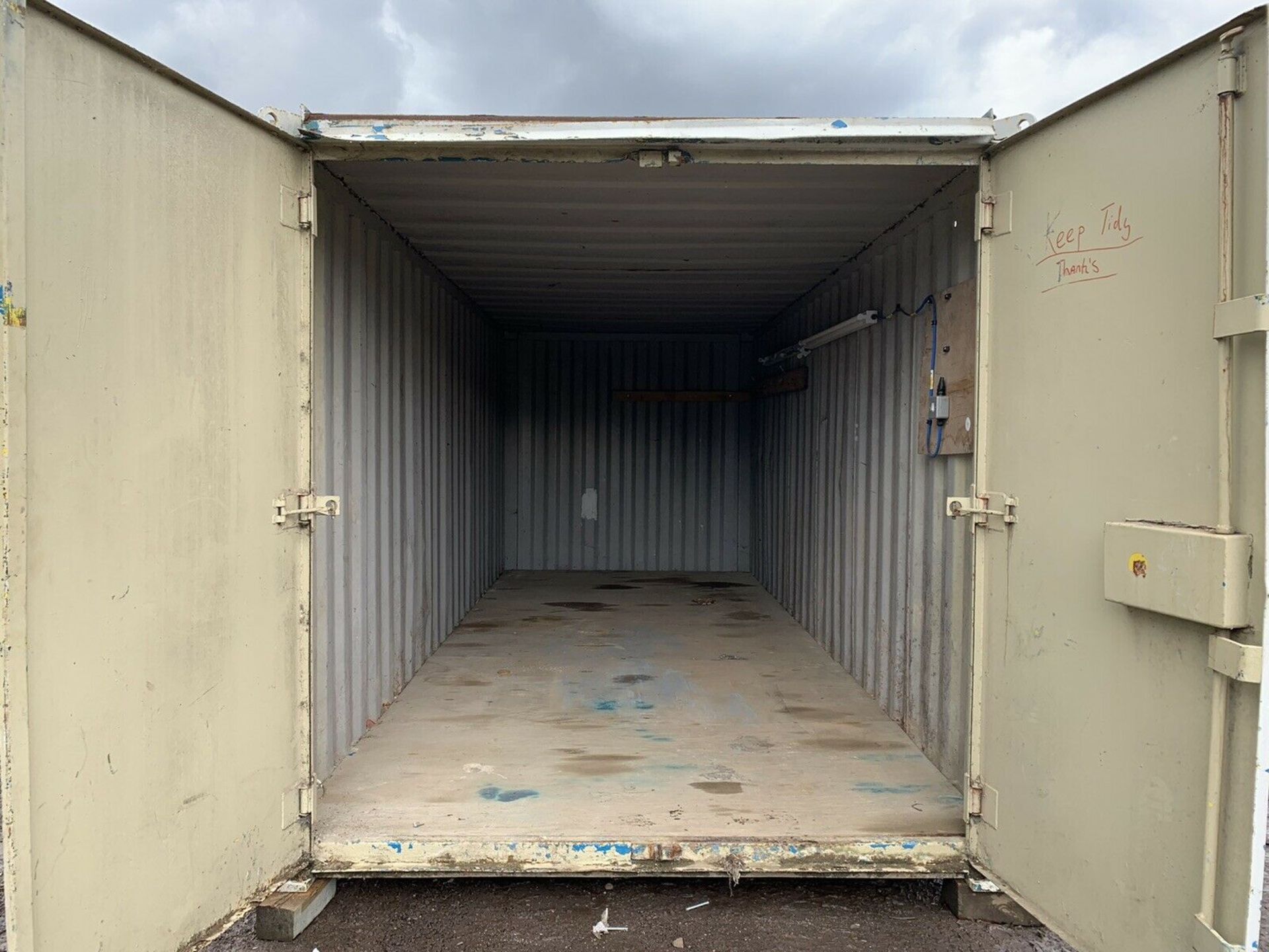 Anti Vandal Steel Portable Storage Container 20ft x 8ft - Image 4 of 10