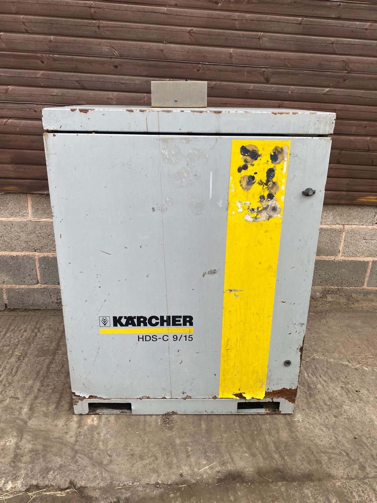Karcher HDS 9/15 Diesel Pressure Washer Steam Cleaner - Image 3 of 5