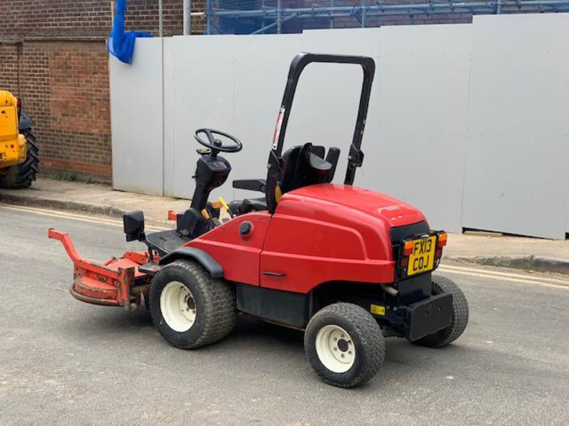 Shibaura CM374 2013 Ride On Mower - Image 7 of 12