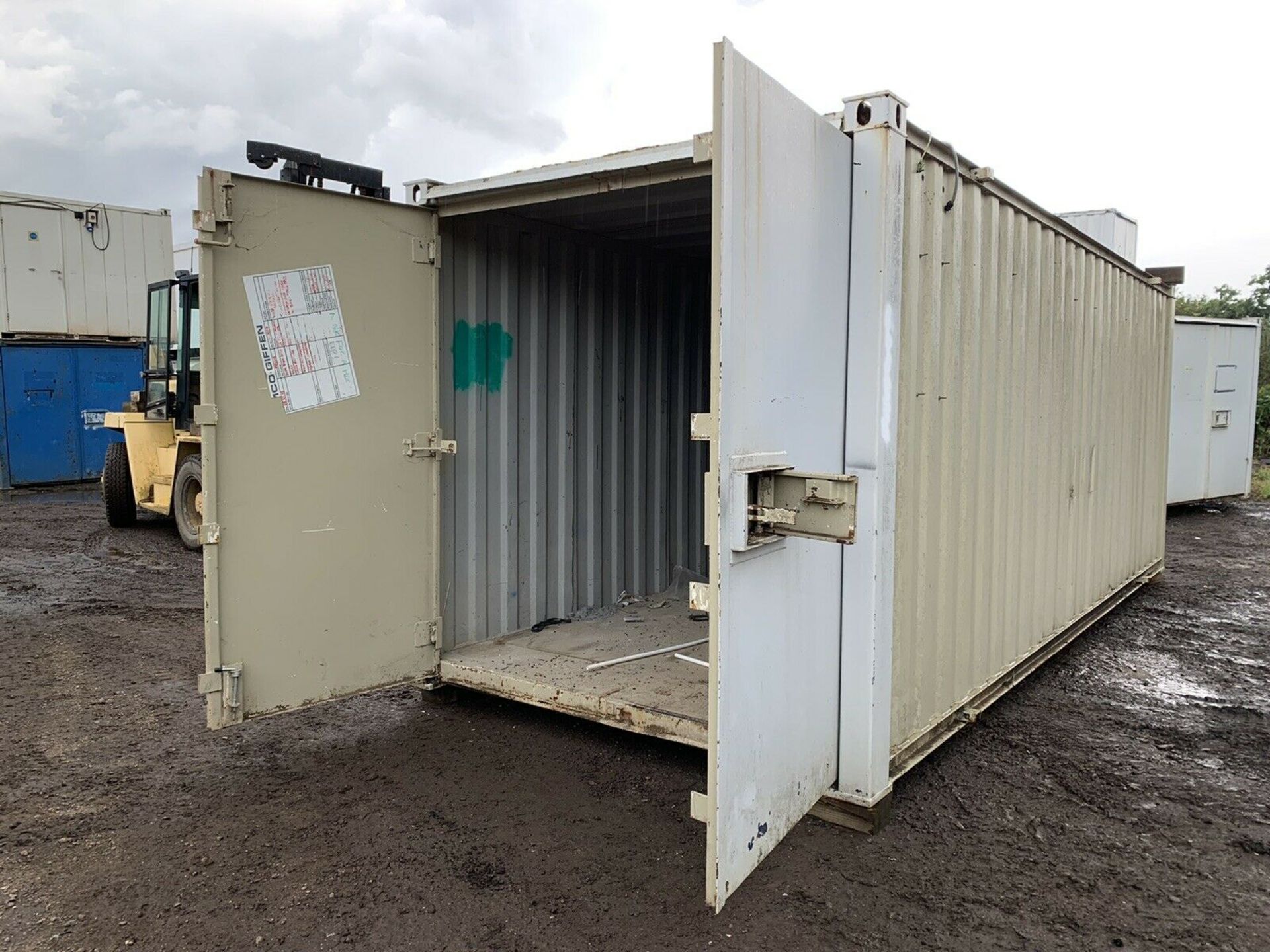 Anti Vandal Steel Portable Storage Container. 20ft x 8ft - Image 9 of 9