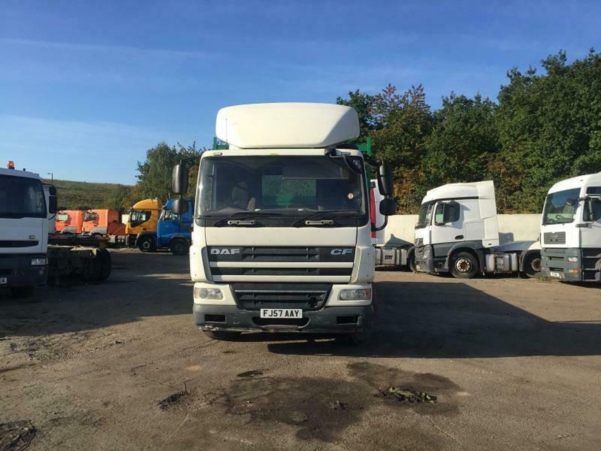 DAF 75-310 2007 - Image 2 of 12