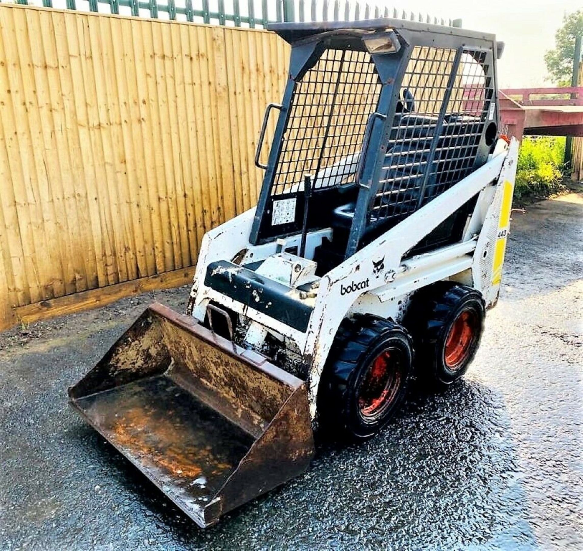 Bobcat 443 Skidsteer - Image 4 of 12