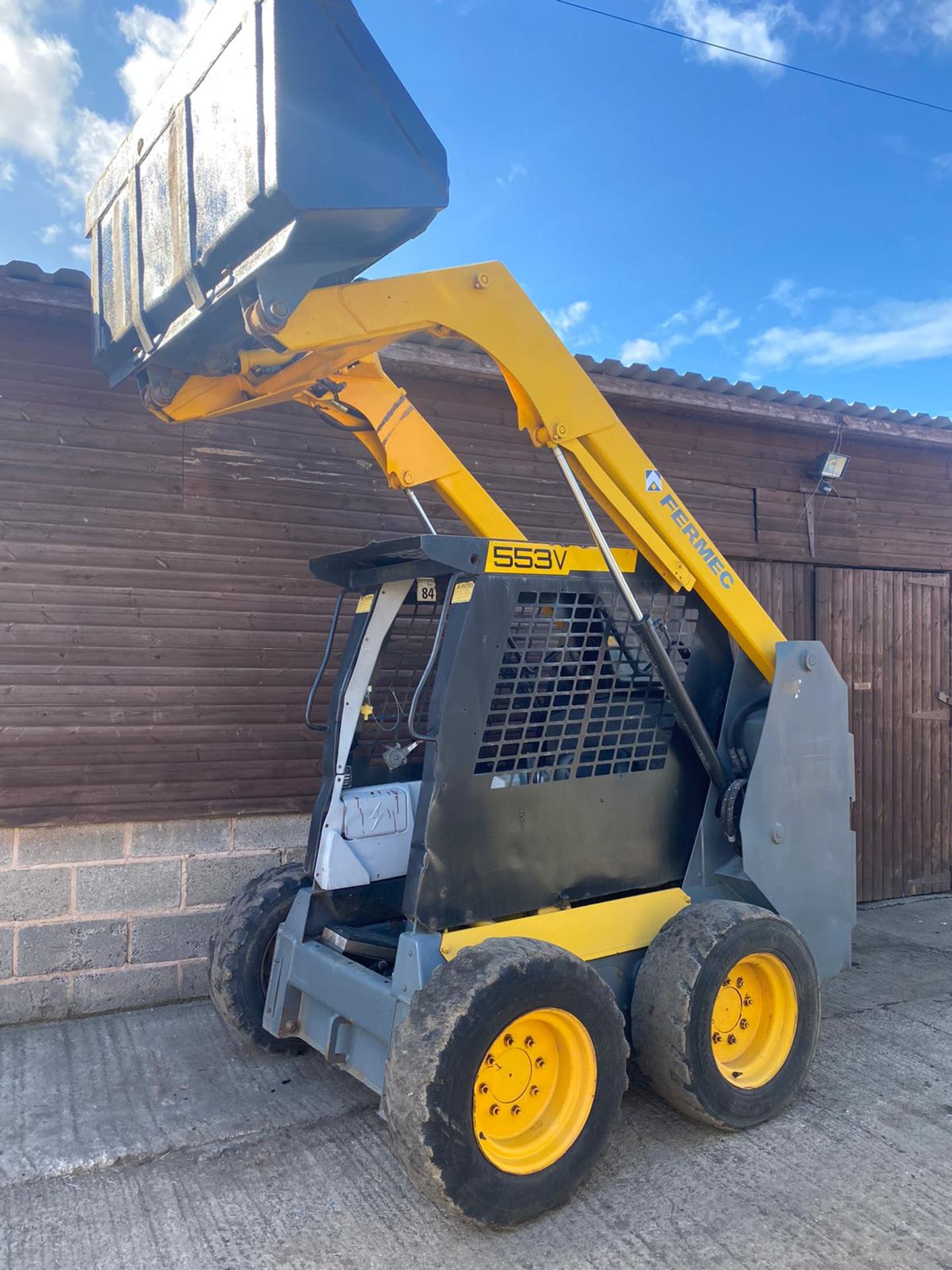 Fermec 533V Skid Steer Loader Hours: 2580 Perkins Diesel engine Starts ...