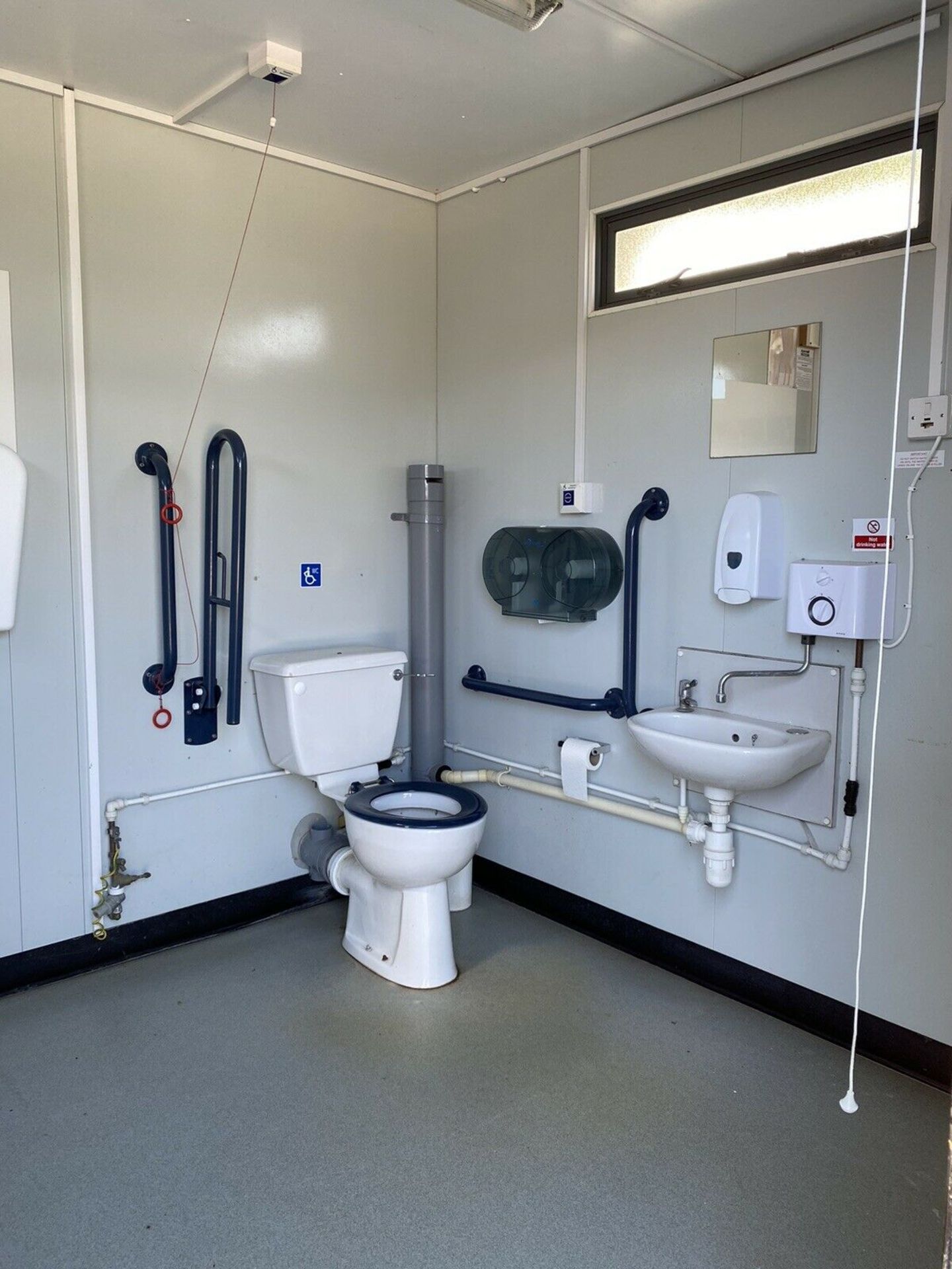 8ft X 8ft Disabled Toilet Block - Image 5 of 8