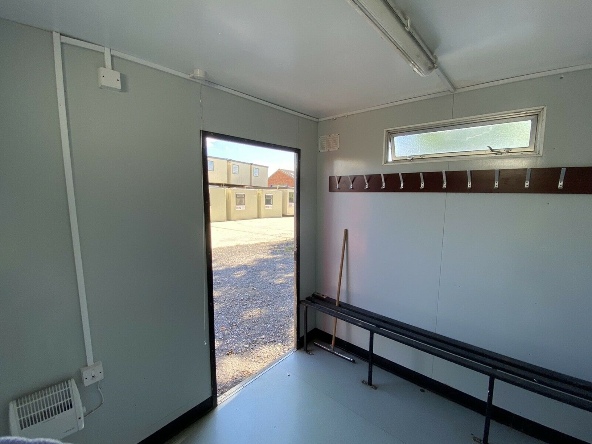 8ft X 8ft Disabled Toilet Block - Image 2 of 8