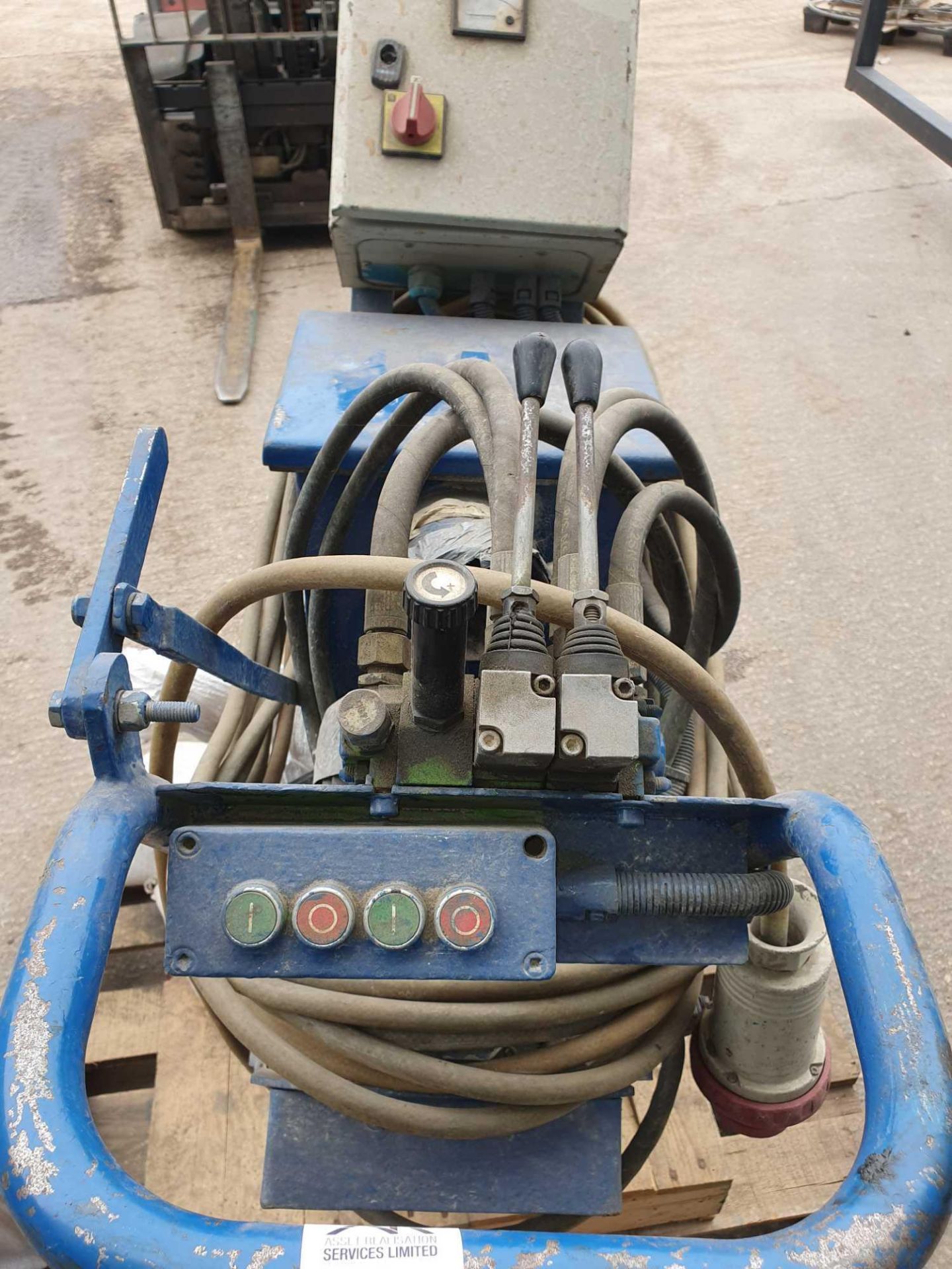 Floor shot blasting machine - Image 3 of 4