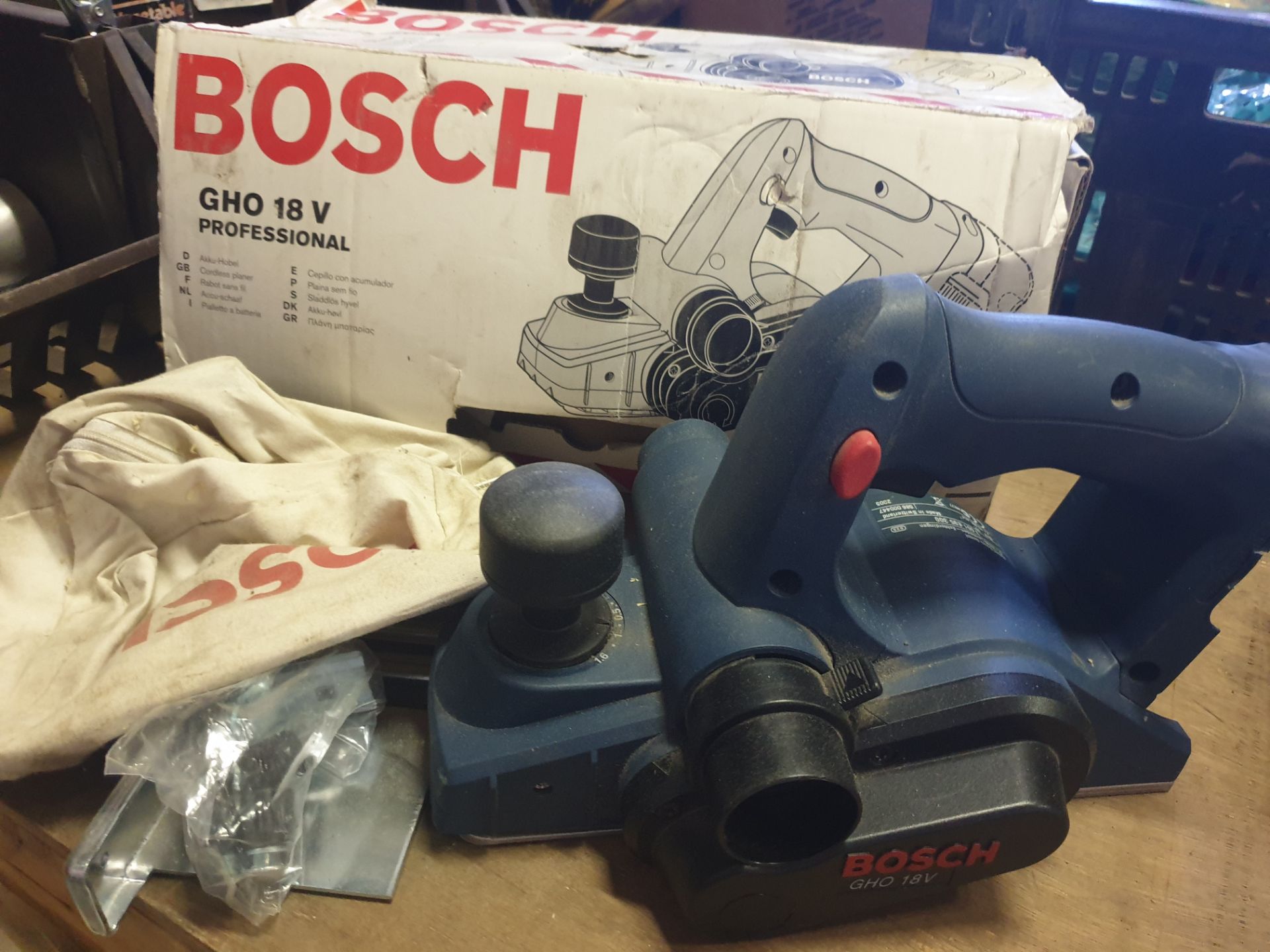 Bosch GHO 18V Professional battery powered cordless plane in original box - No Battery