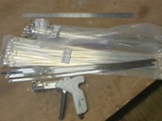 Stainless Steel Cable tie gun and Cablke ties - 100 x 520 x 7.9mm plus quantitiy of 550 x 7.9mm