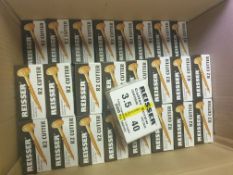 41 boxes of 200 Reisser R2 Cutter screws - Countersunk 3.5 x 40 - POZI Drive