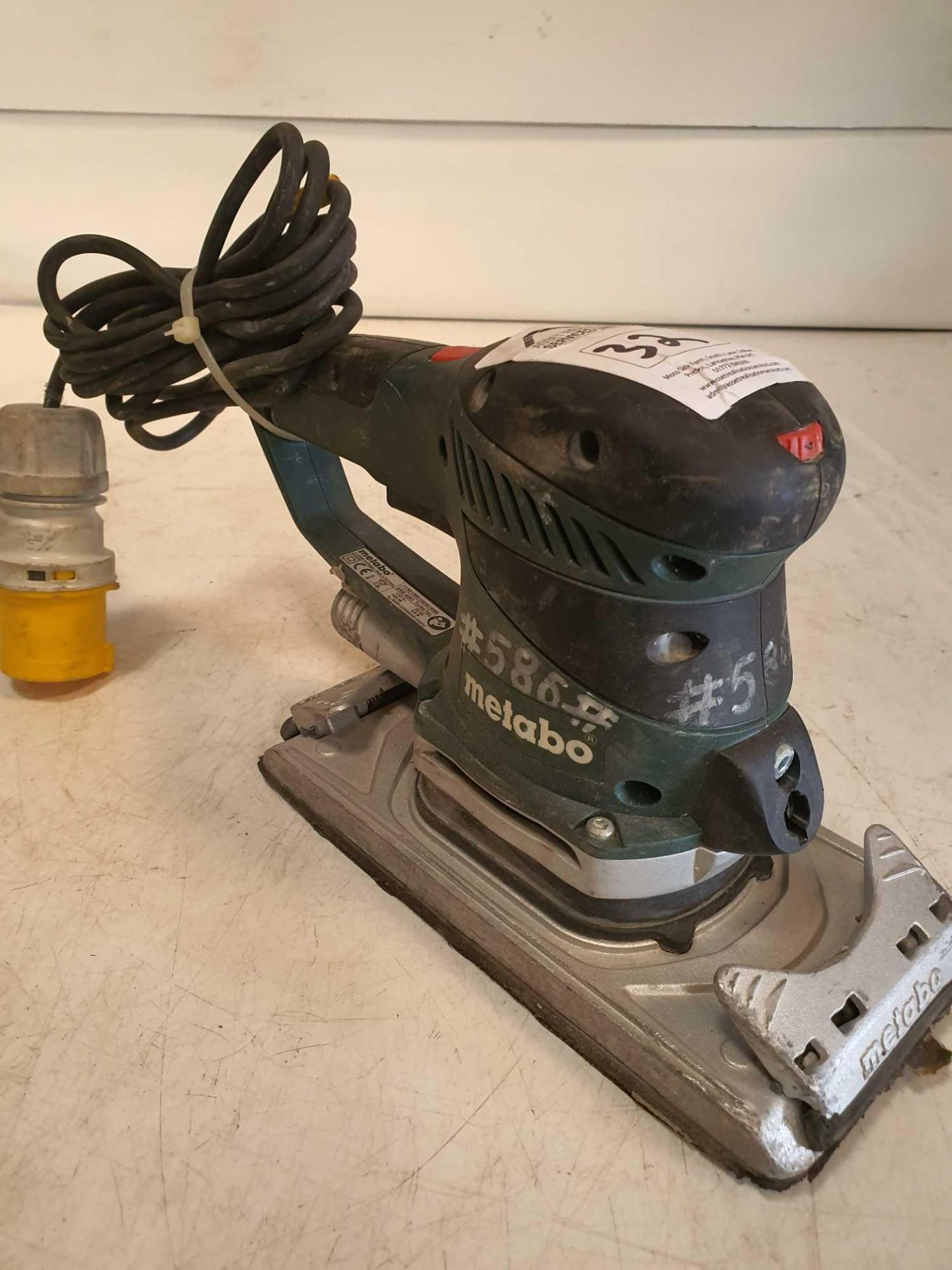 Metabo 110v hand held sander