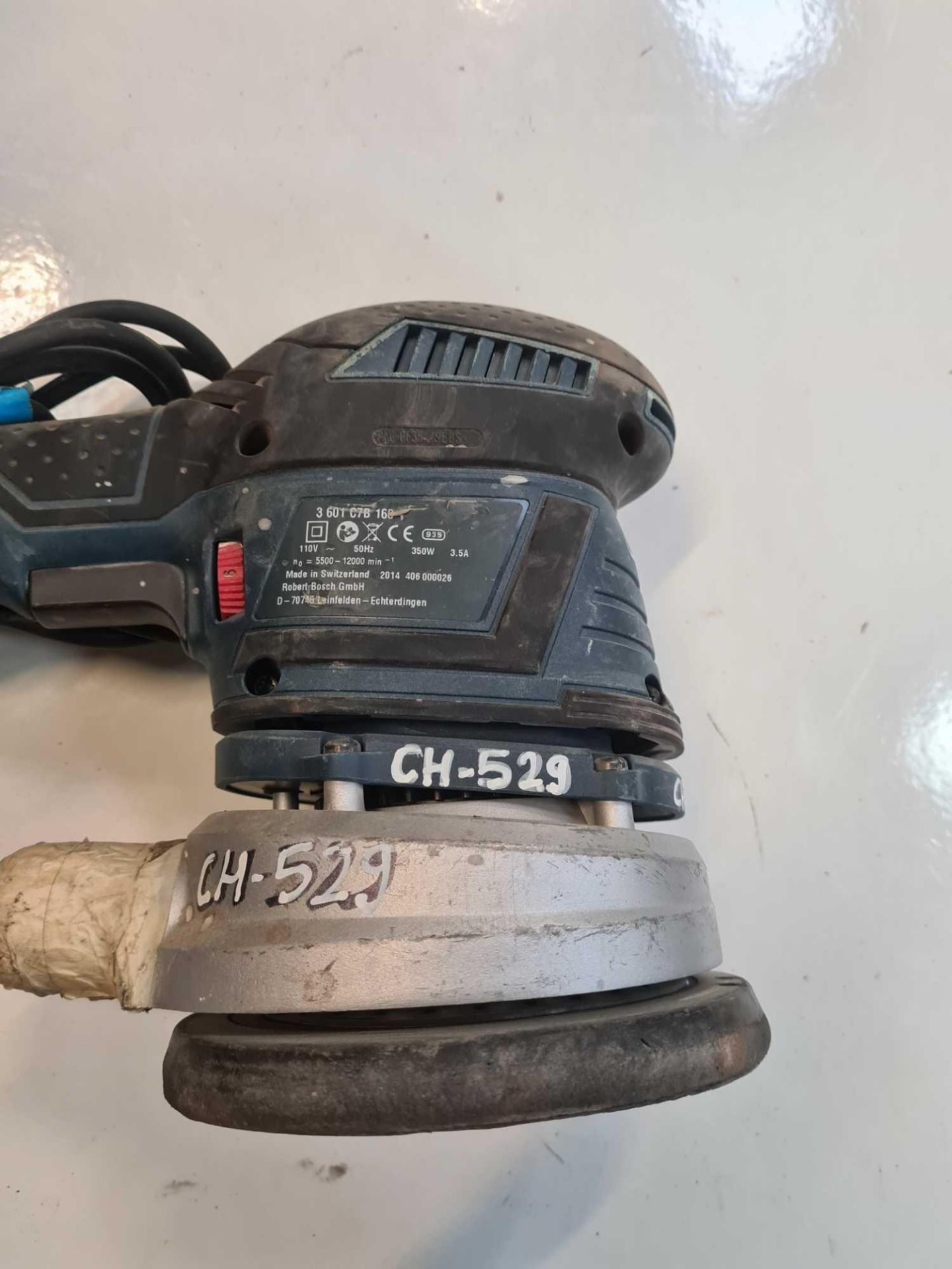 Bosch GEX 125-150 AVE orbital sander 110volts - Image 2 of 3