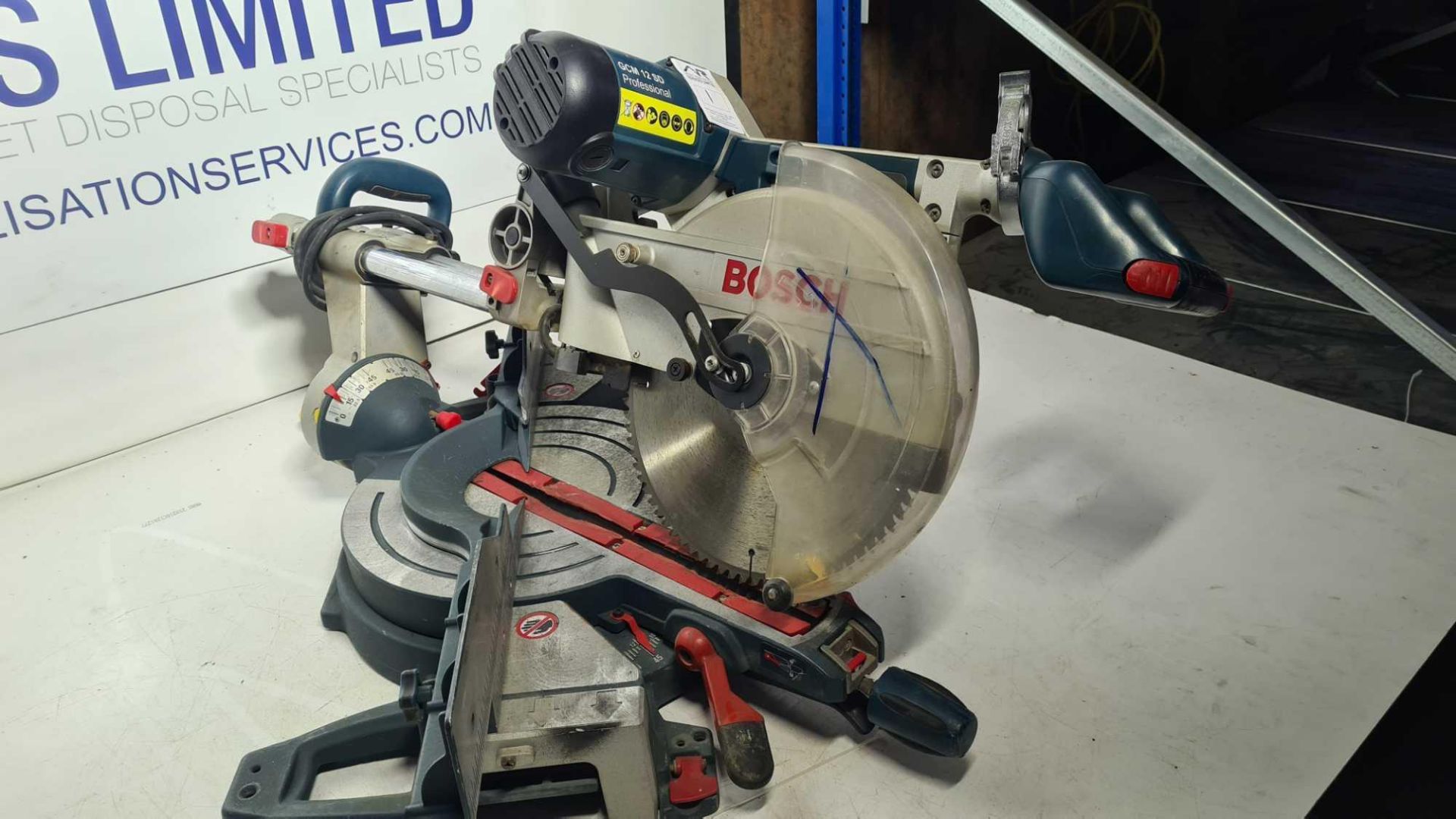 Bosch Mitre chop saw