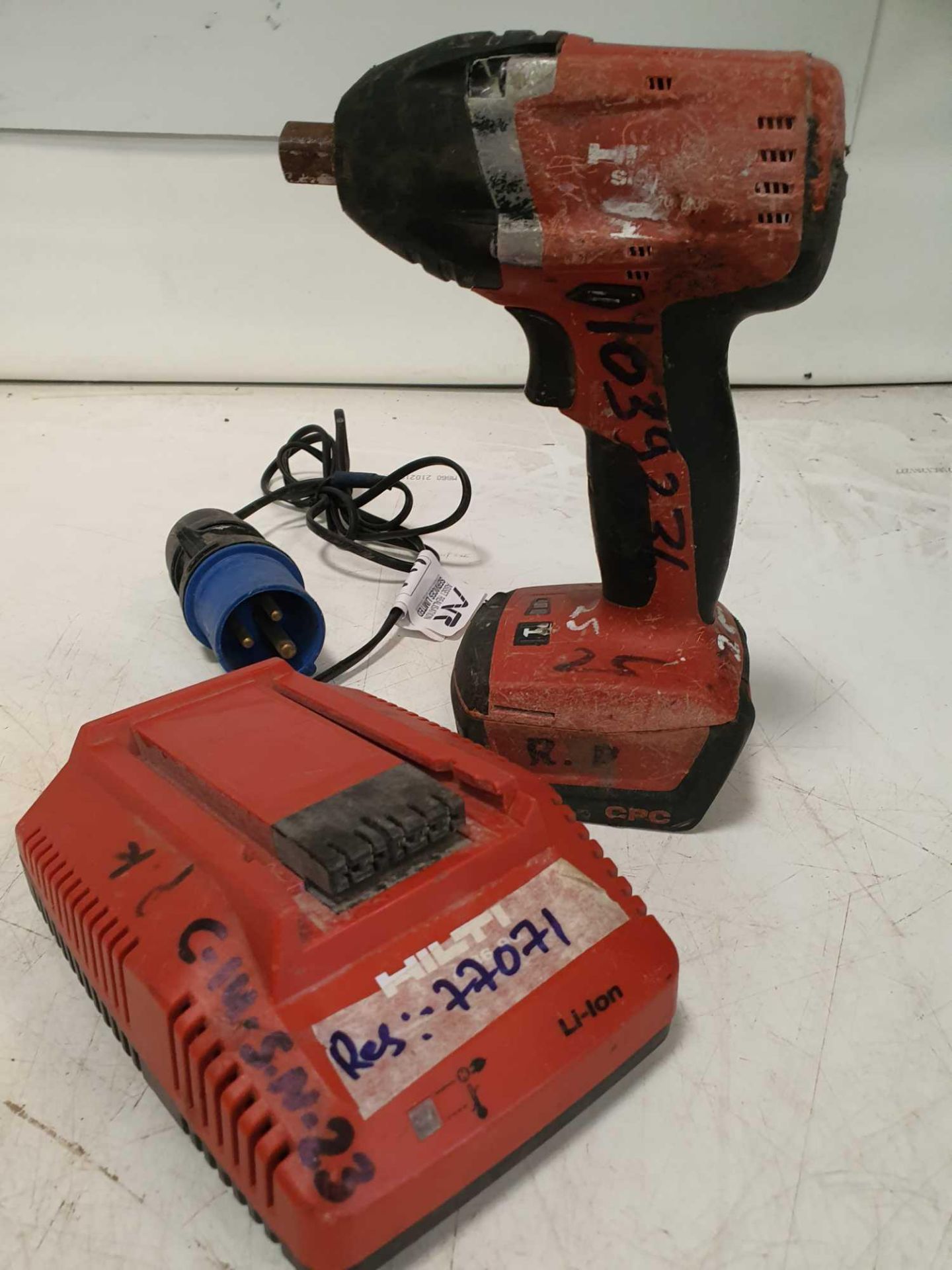 Hilti impact wrench gun with charger