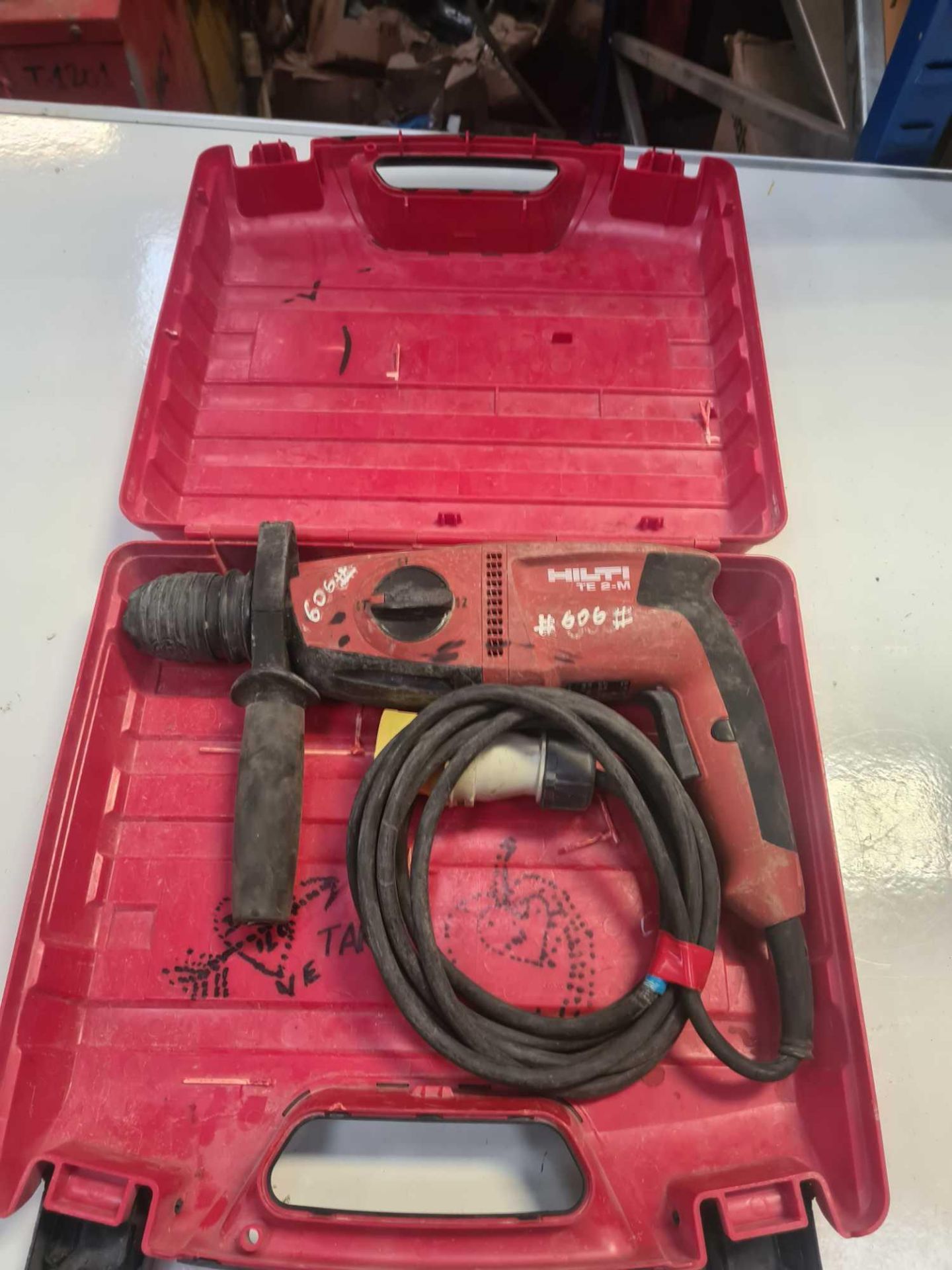 Hilti TE 2-M SDS hammer drill 110volts