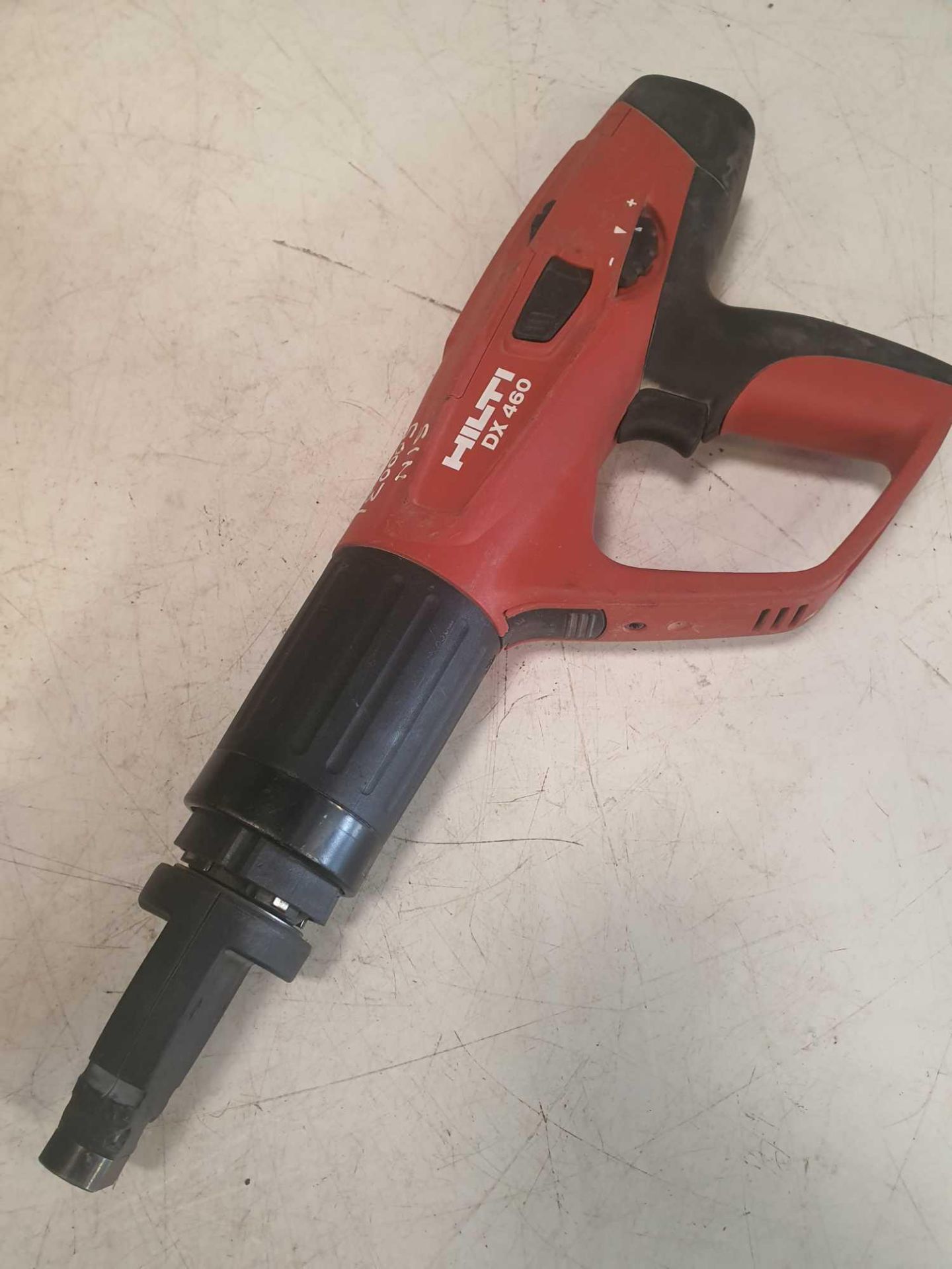 Hilti dx 460 powered Actuated tool