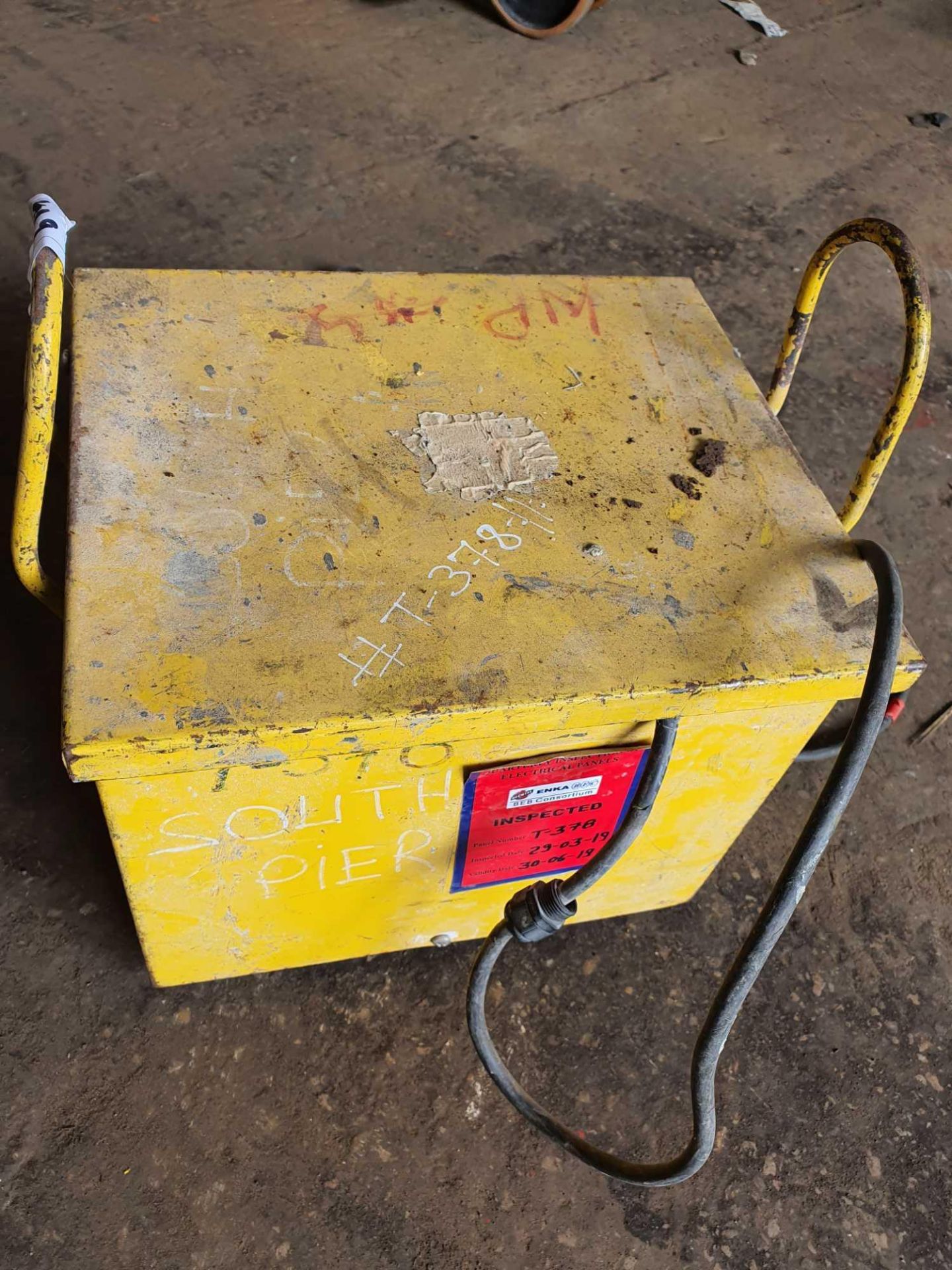 110v transformer box - Image 2 of 2