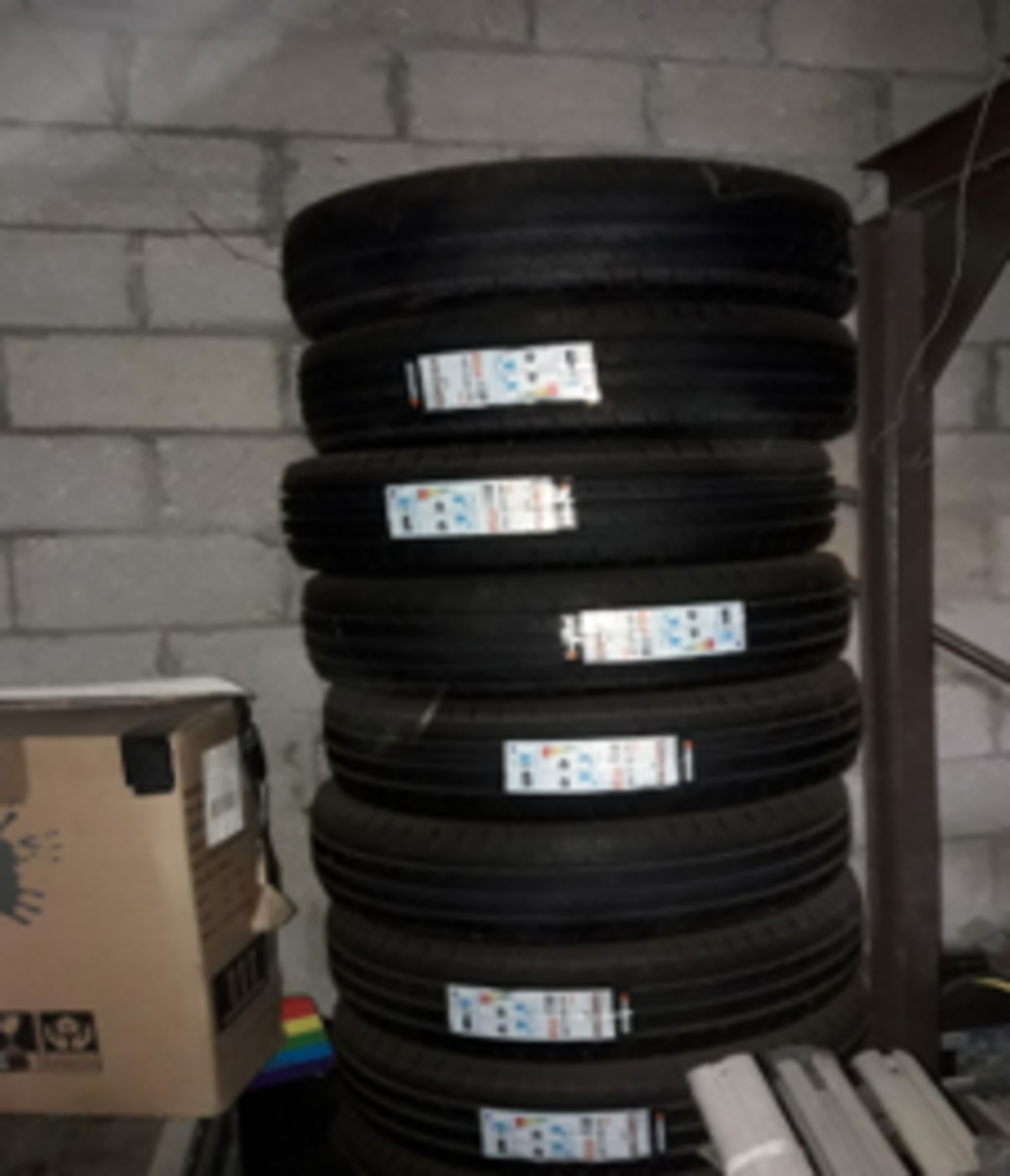x6 Hankook Tyres