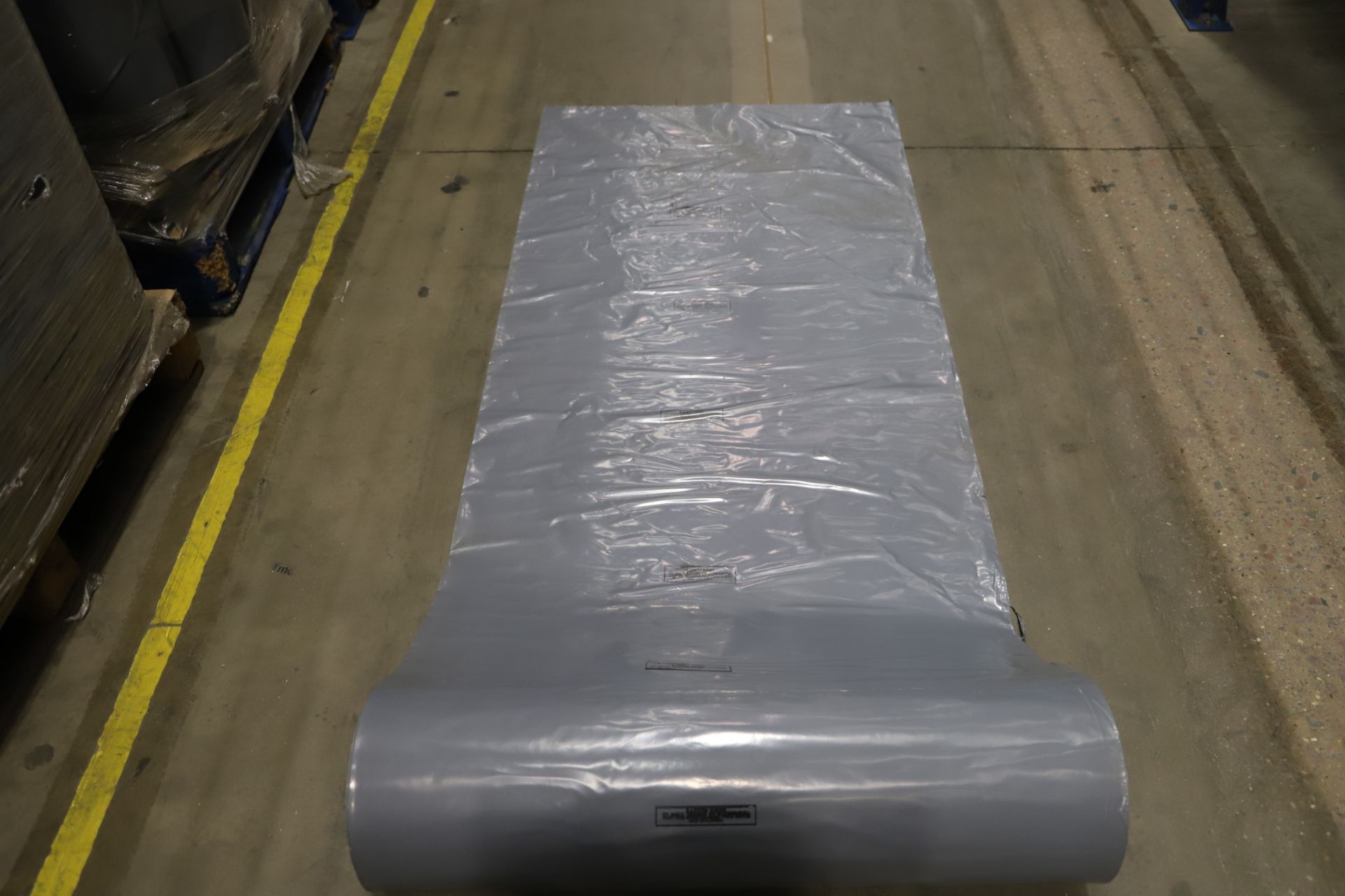 1 x Pallet of un-used Grey Protective Plastic Bags - Image 2 of 3