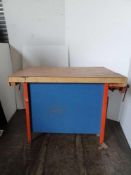 Workbench- h,33" ~ w,34" ~ l,57" with 2 vice clamps