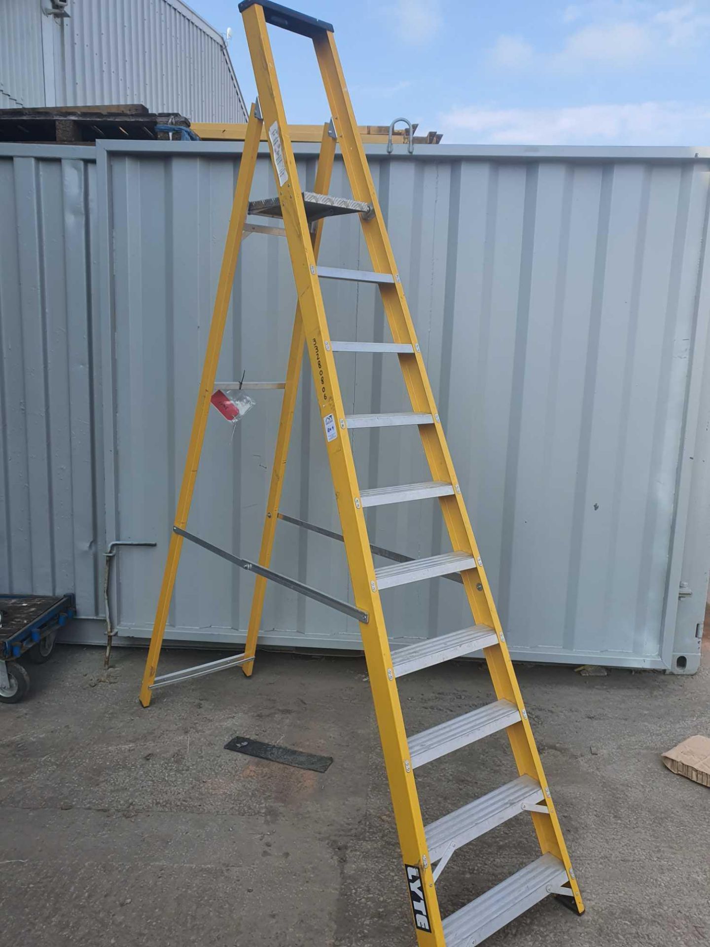 3 m high lyte step ladder - Image 2 of 2