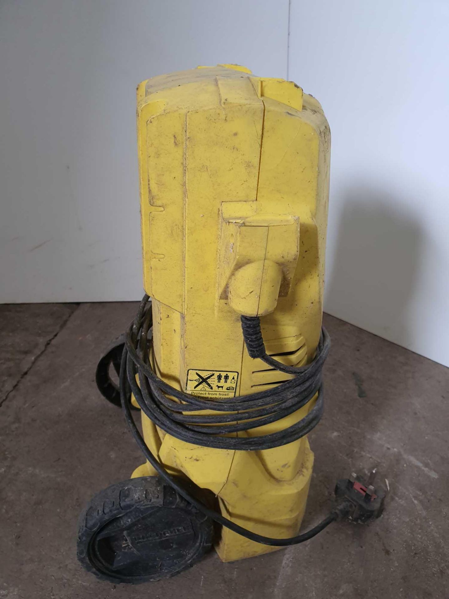 Karcher k 2.330 power wash - Image 4 of 4