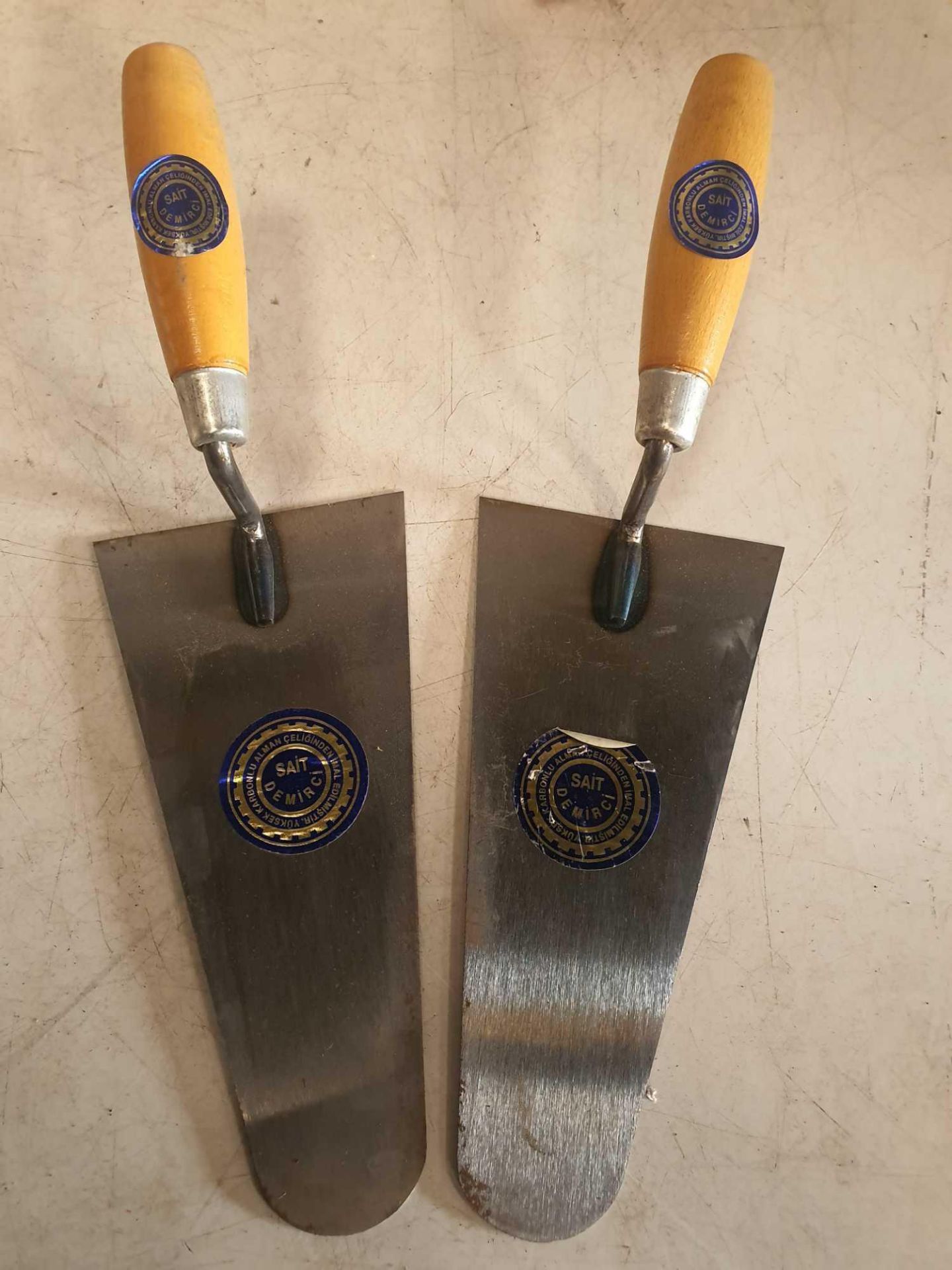 2 x bricklaying trowel